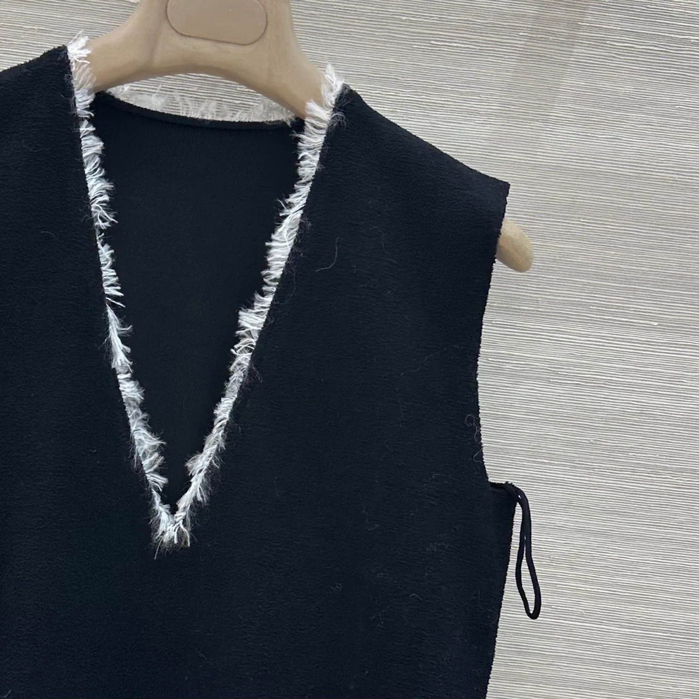 Жилеты Женские Chanel 20145322