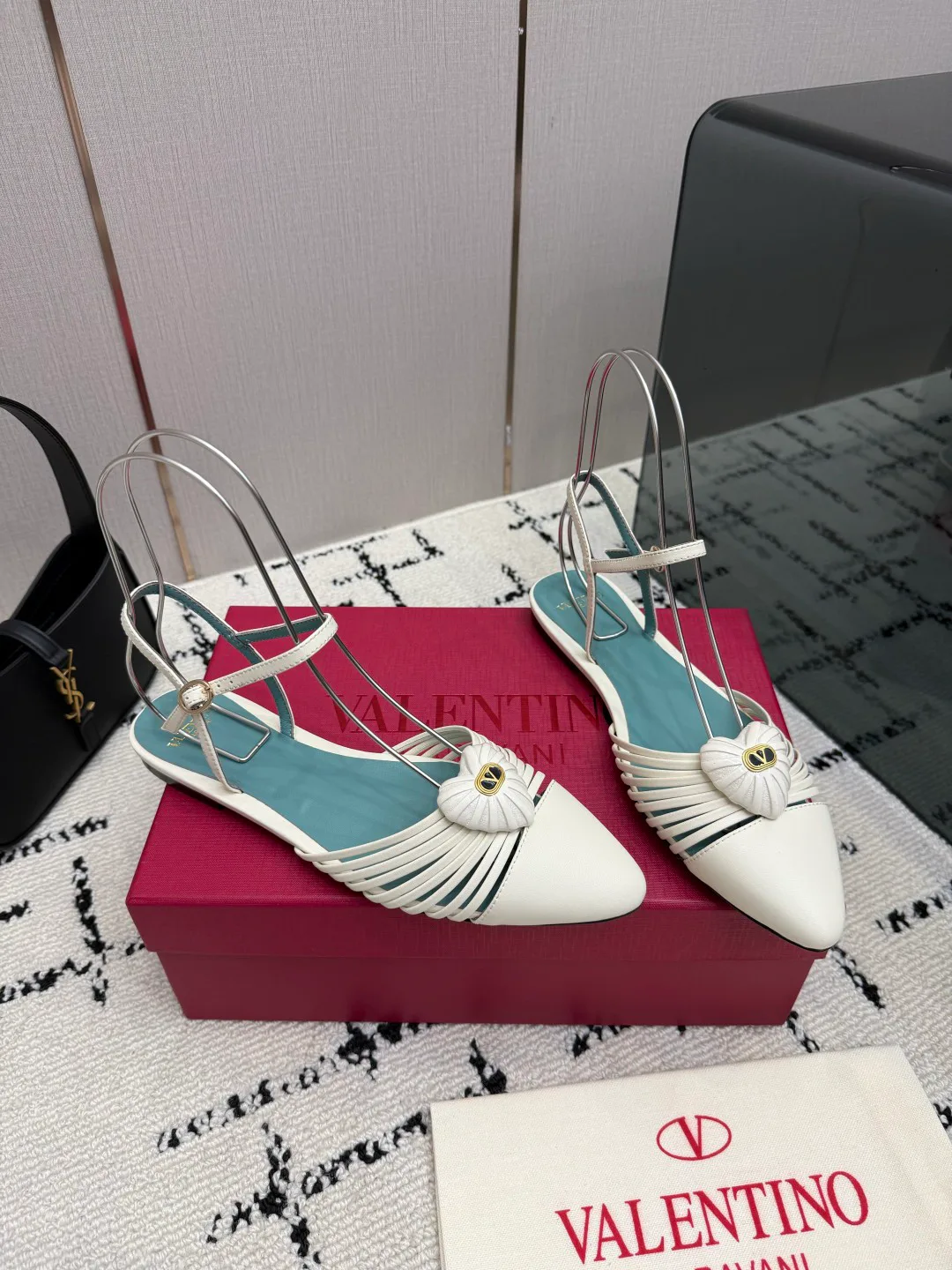 Босоножки Женские Valentino 18598095
