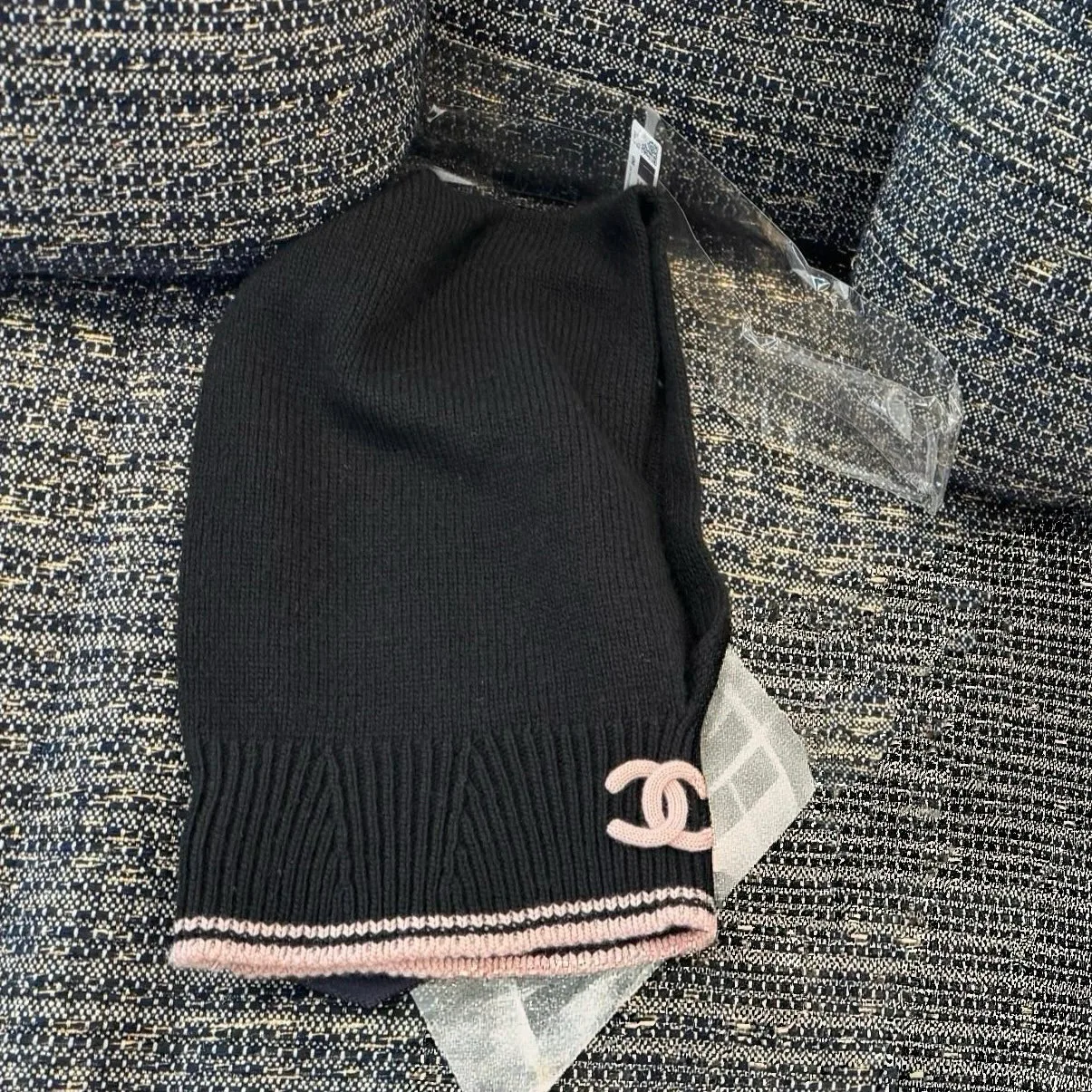 Головные Уборы Chanel 18347846
