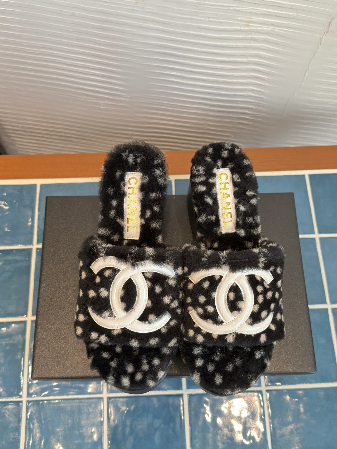 Тапочки Женские Chanel 18251944