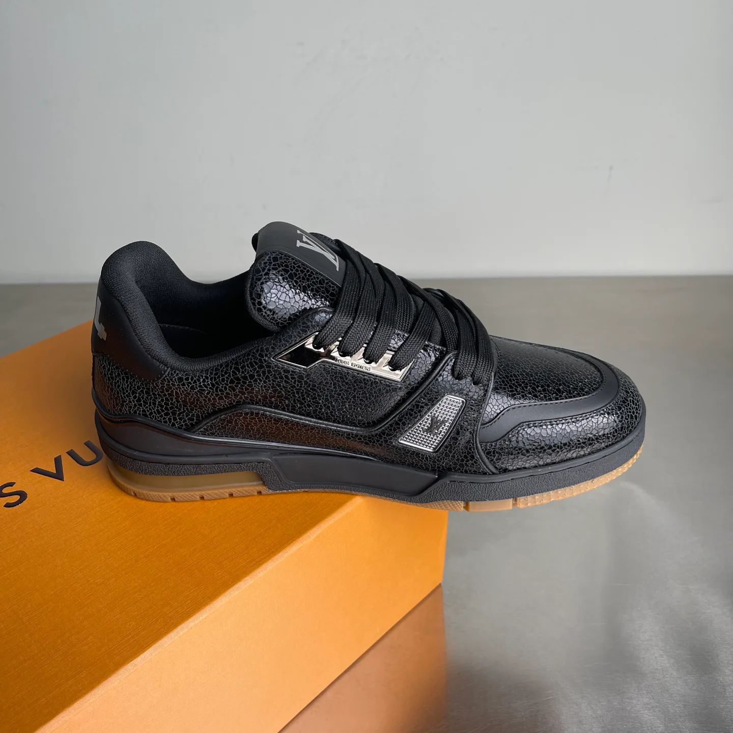 Кроссовки Мужские Louis Vuitton 1257948