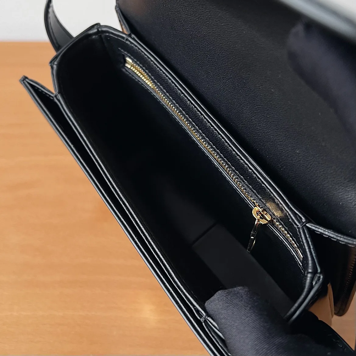 Классические Сумки Женские Celine 11692611