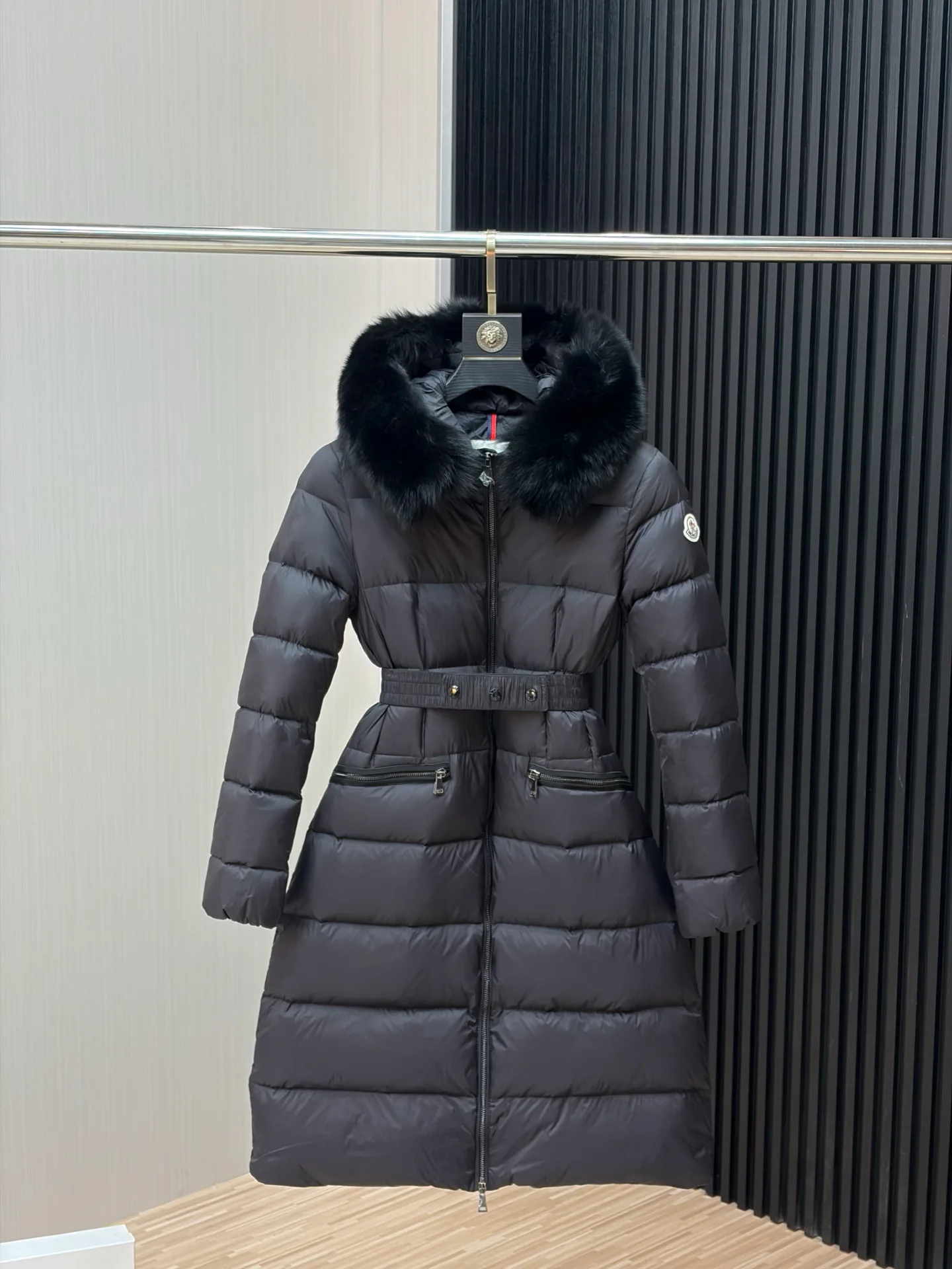 Куртки И Пуховики Женские Moncler 17926549