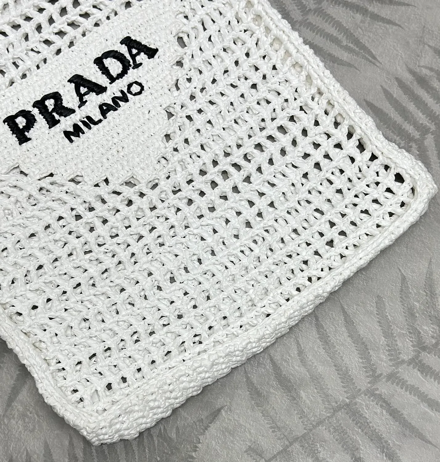 Классические Сумки Женские Prada 11681951