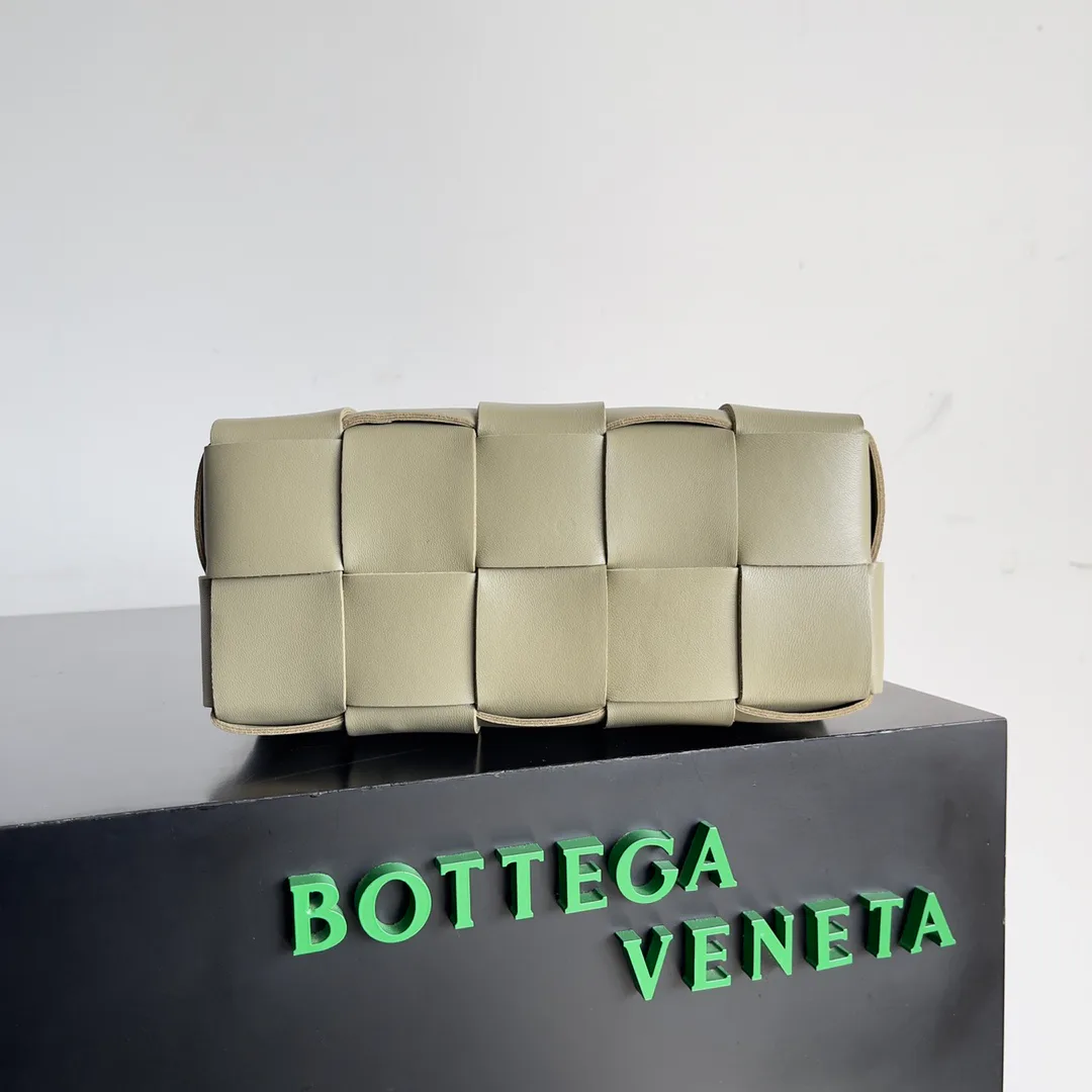 Классические Сумки Женские Bottega Veneta 18161099