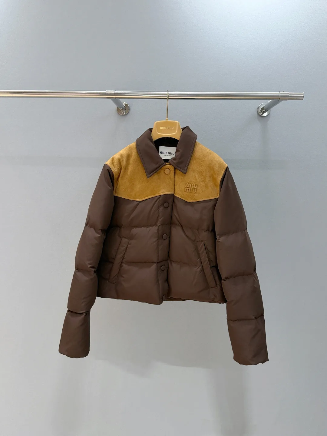 Куртки И Пуховики Женские Miu Miu 19046332