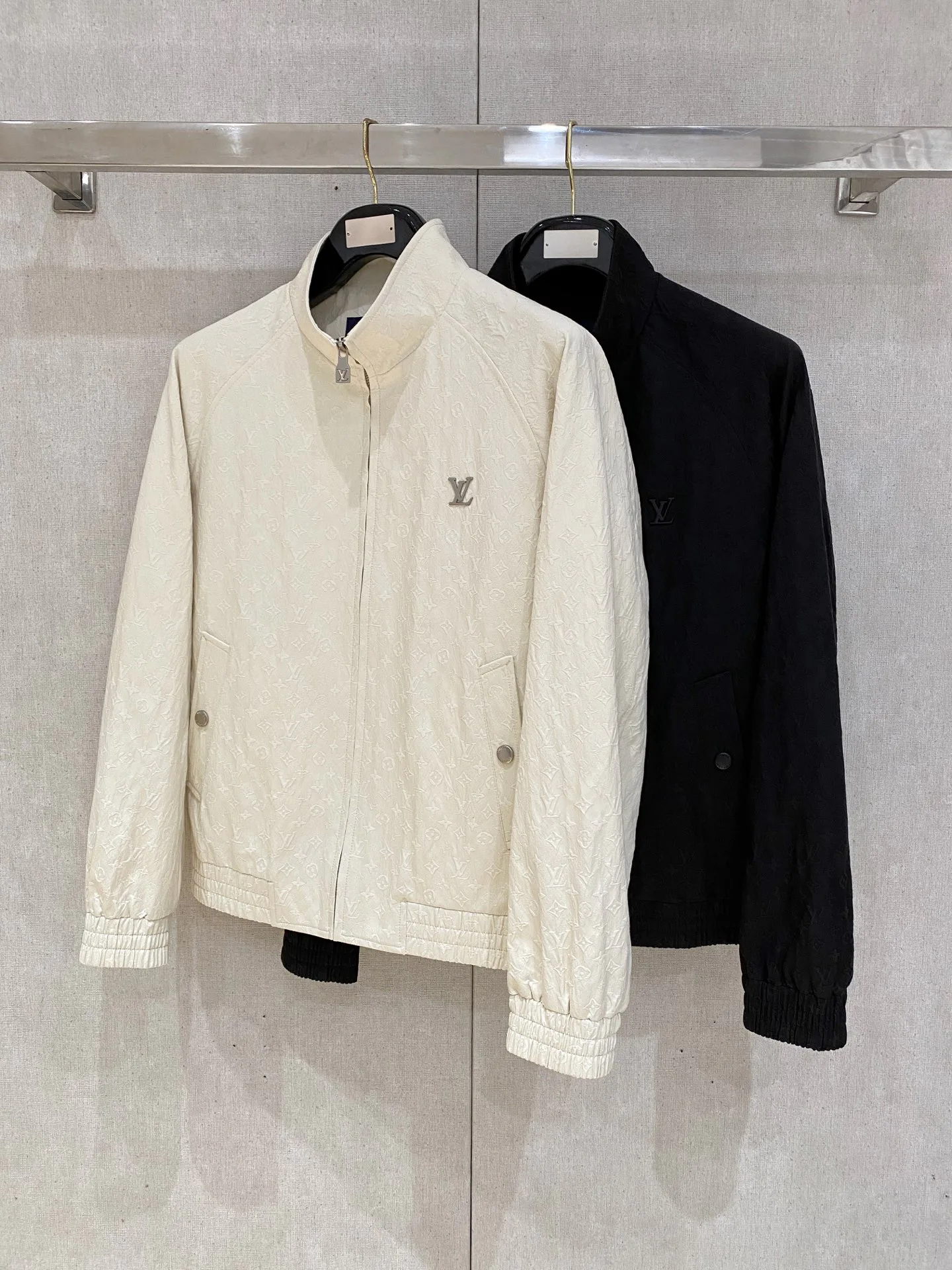 Куртки И Пуховики Мужские Louis Vuitton 11865120