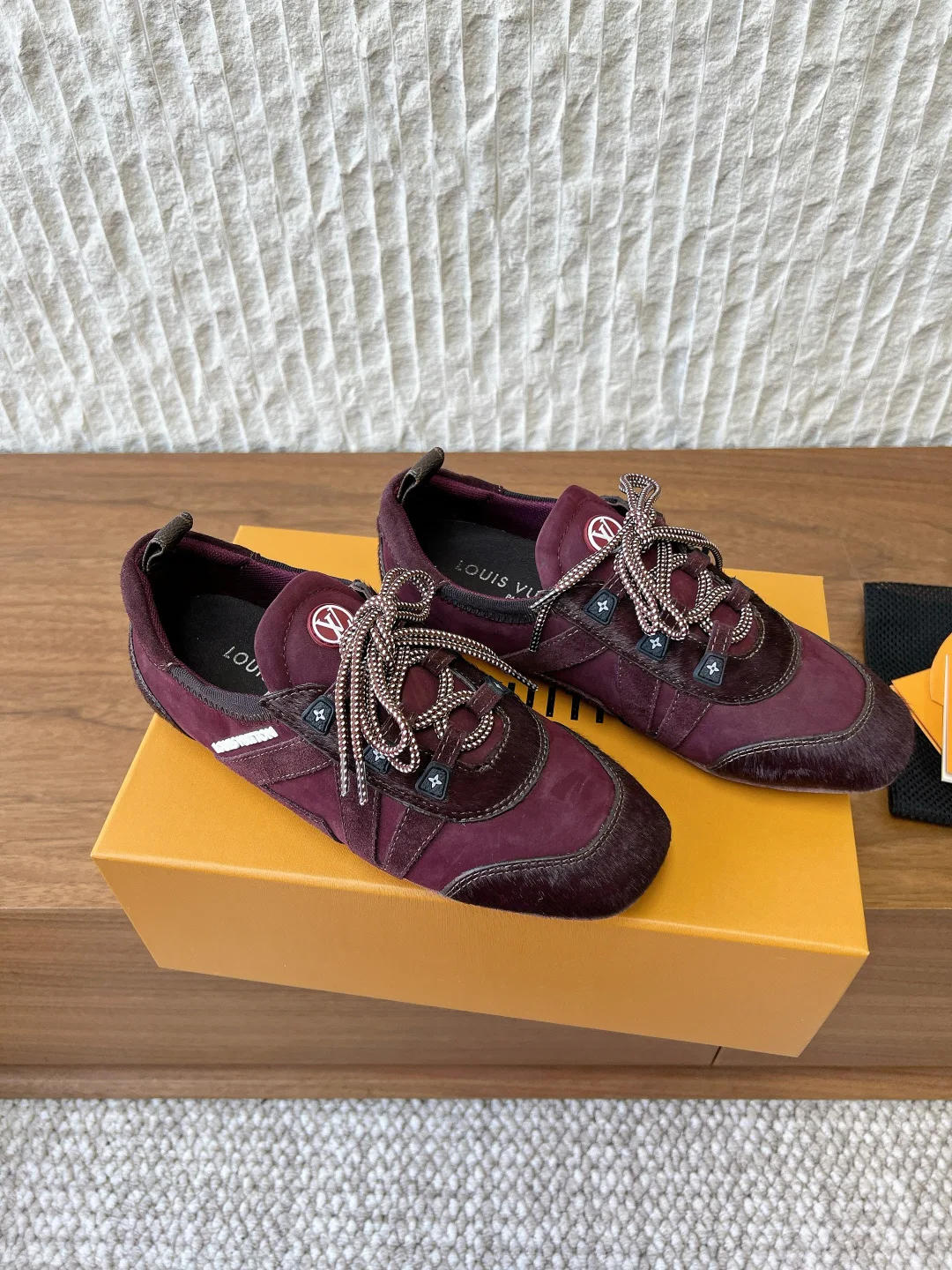 Кроссовки Женские Louis Vuitton 1333013