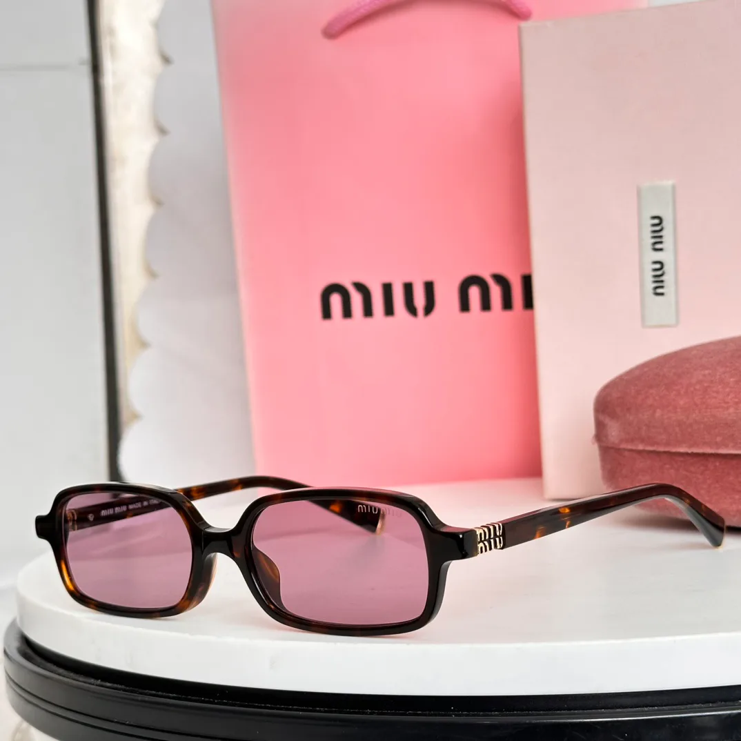 Очки Miu Miu 841121