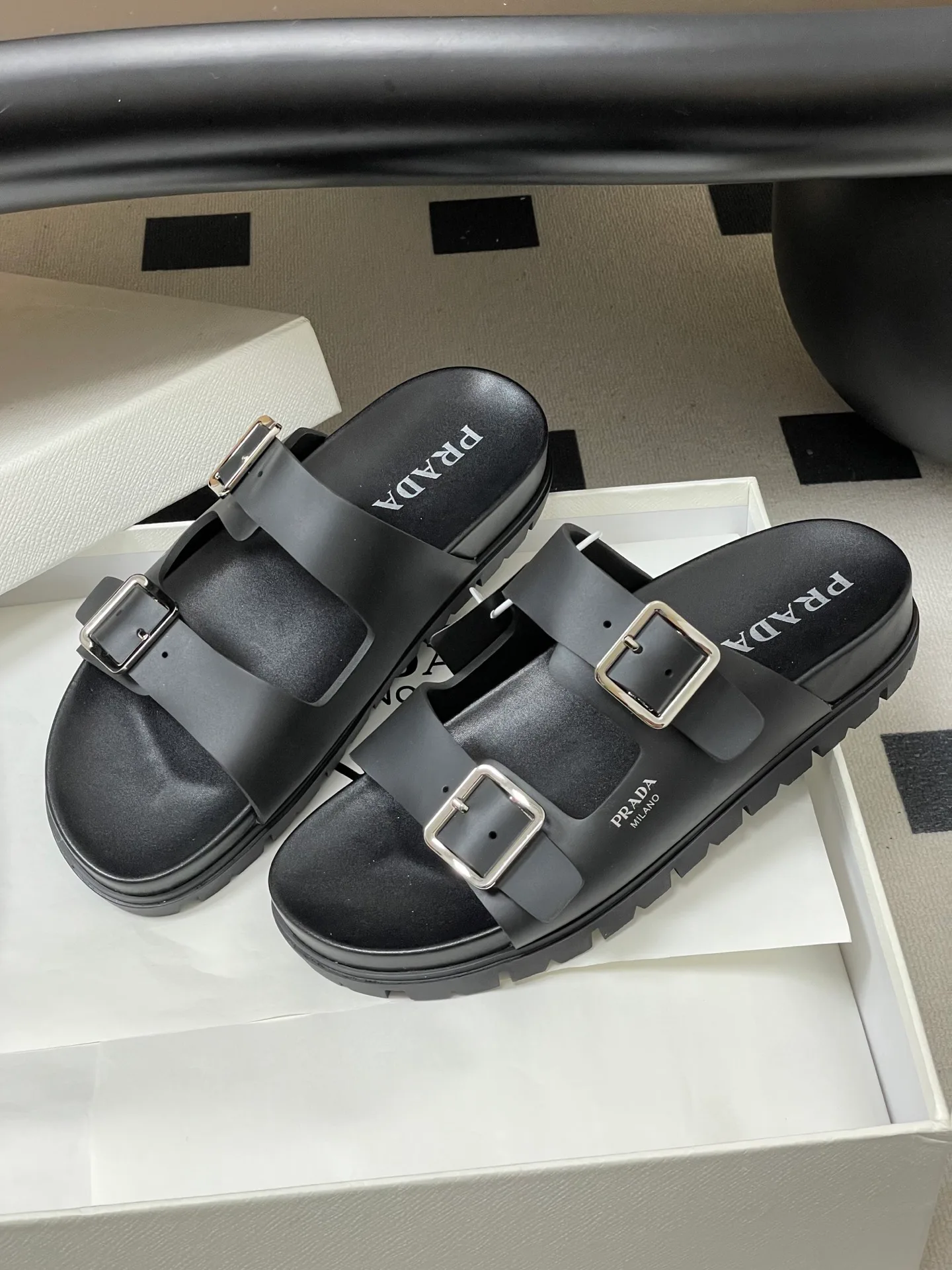 Сандалии Женские Prada 12810959