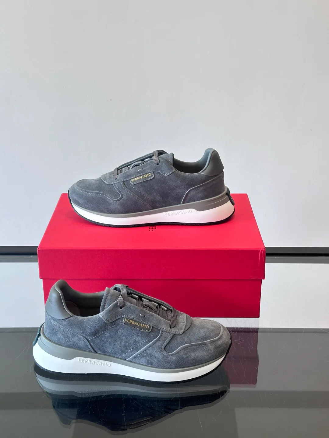 Кроссовки Мужские Salvatore Ferragamo 10615043