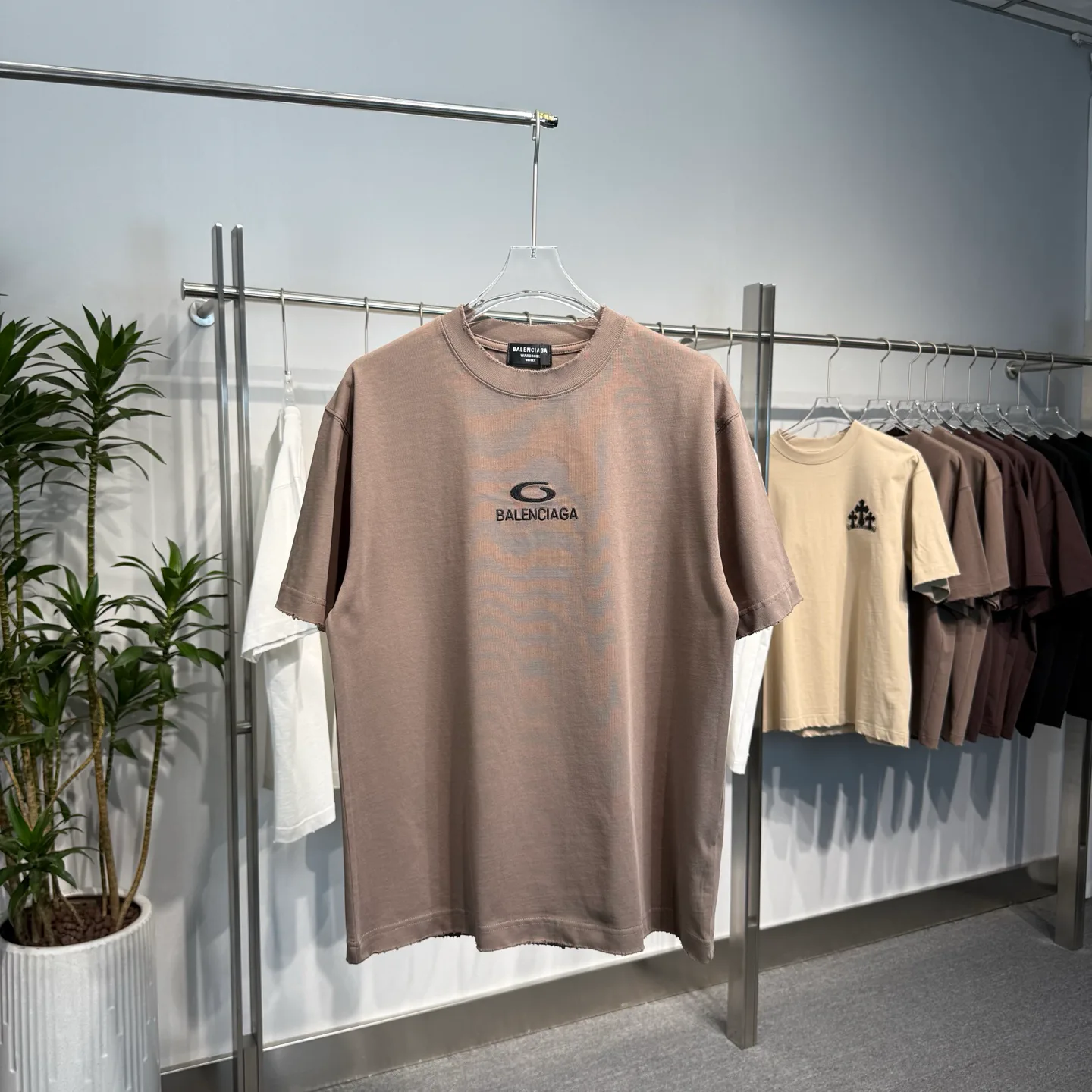 Футболки Женские Balenciaga 5059337