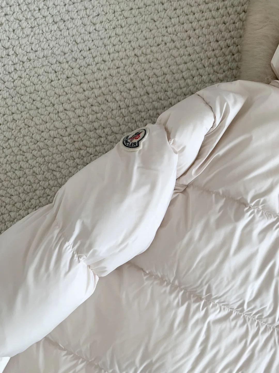 Куртки И Пуховики Женские Moncler 723416