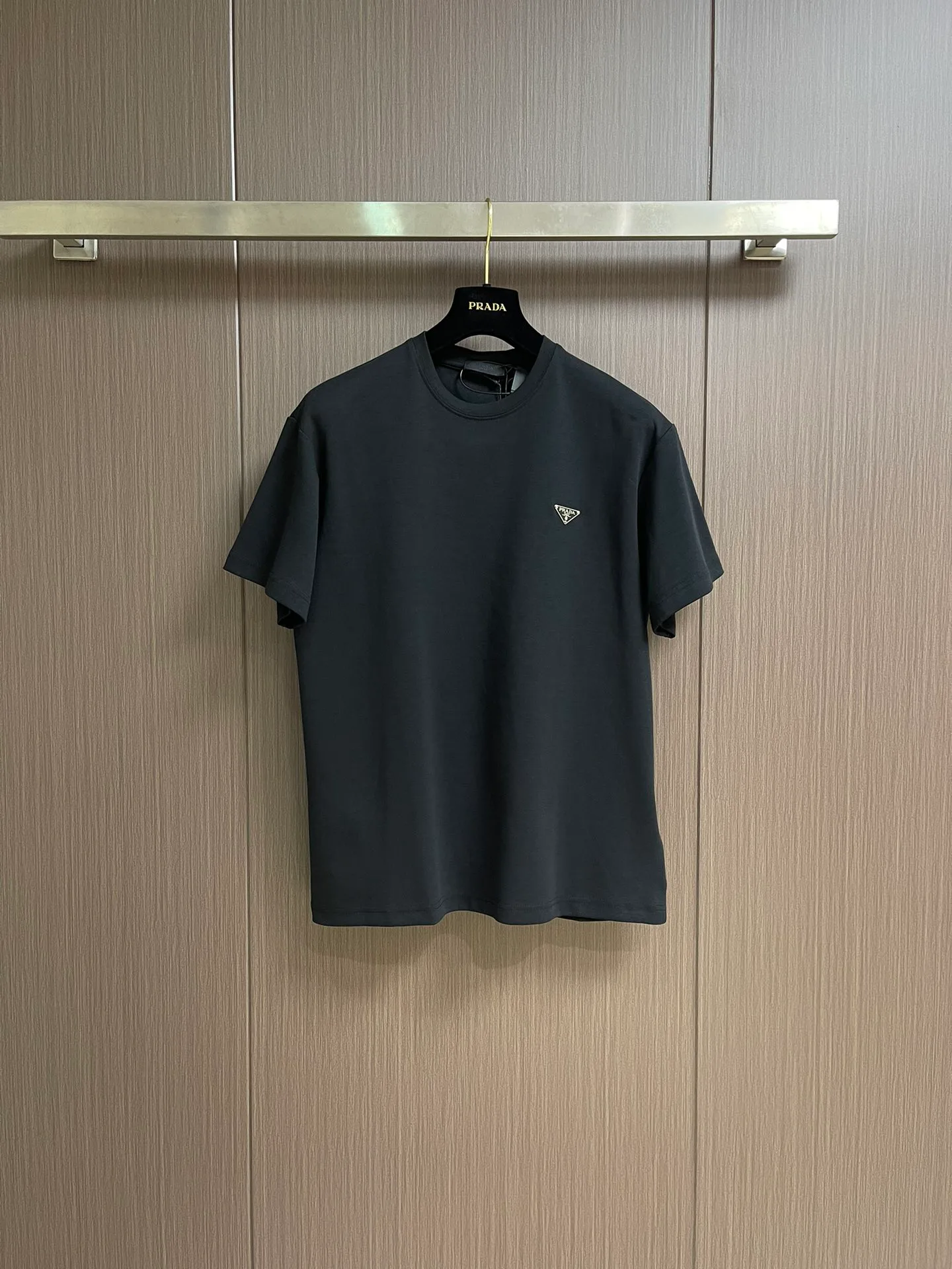 Футболки Женские Prada 18191373