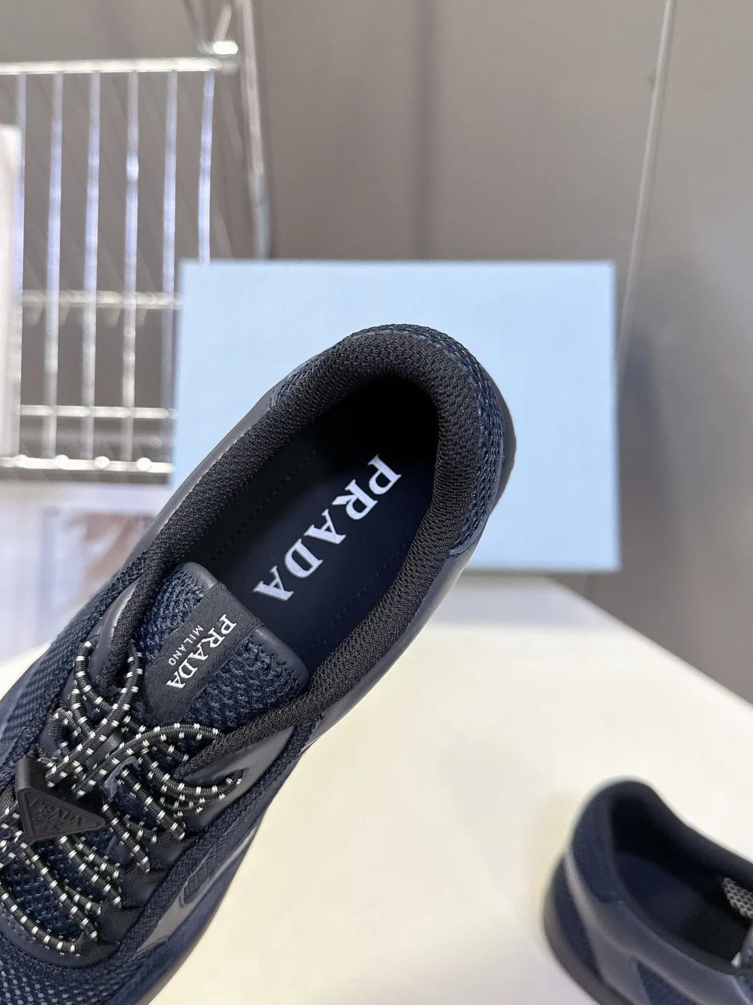 Кроссовки Женские Prada 13478273