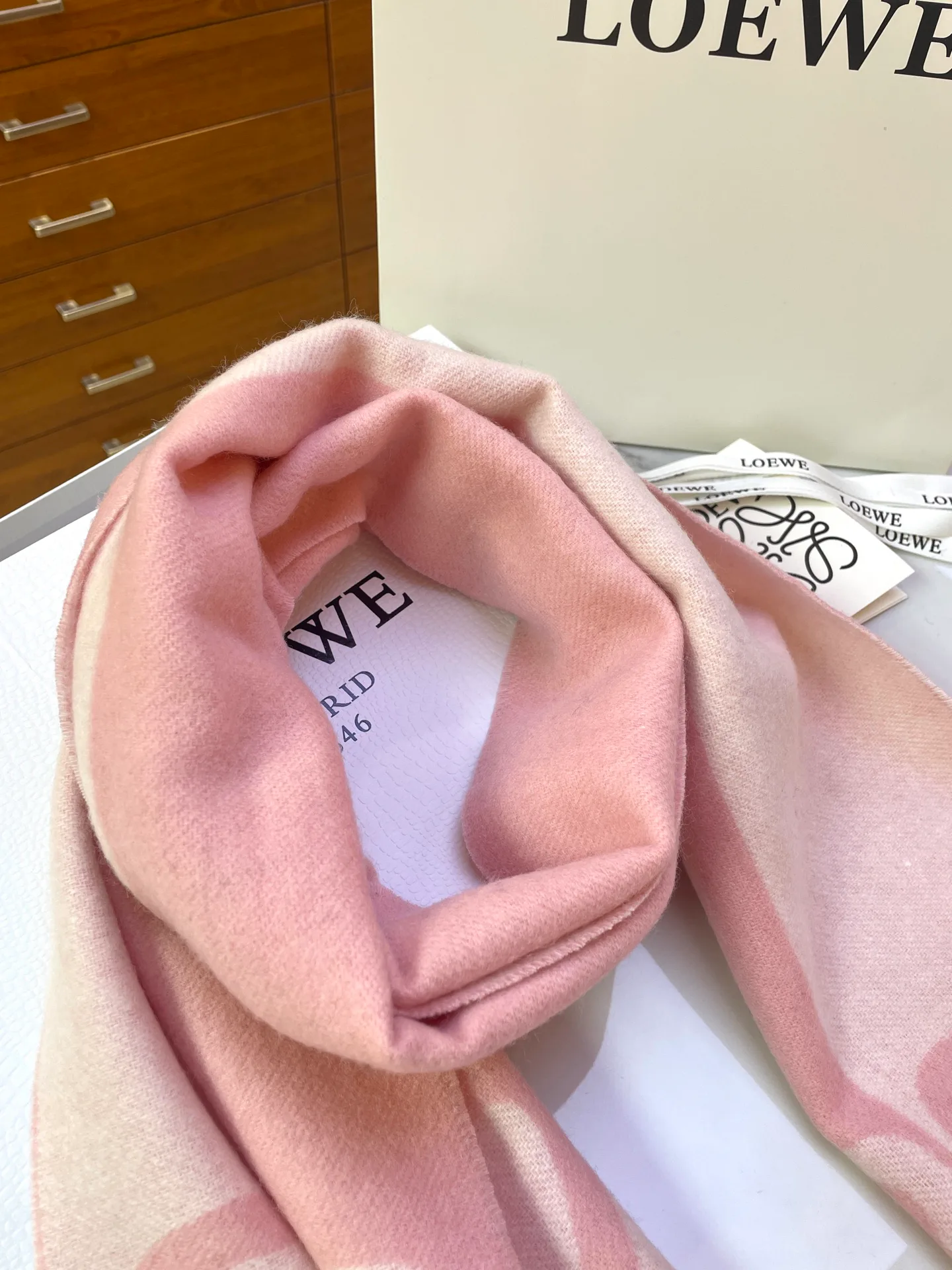 Шарфы Loewe 18039988