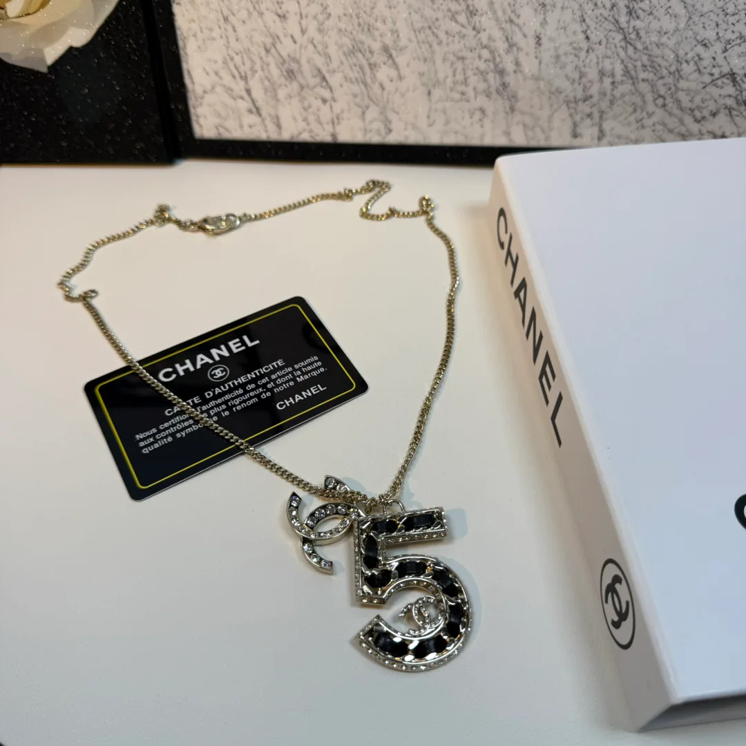 Бижутерия Chanel 1460405