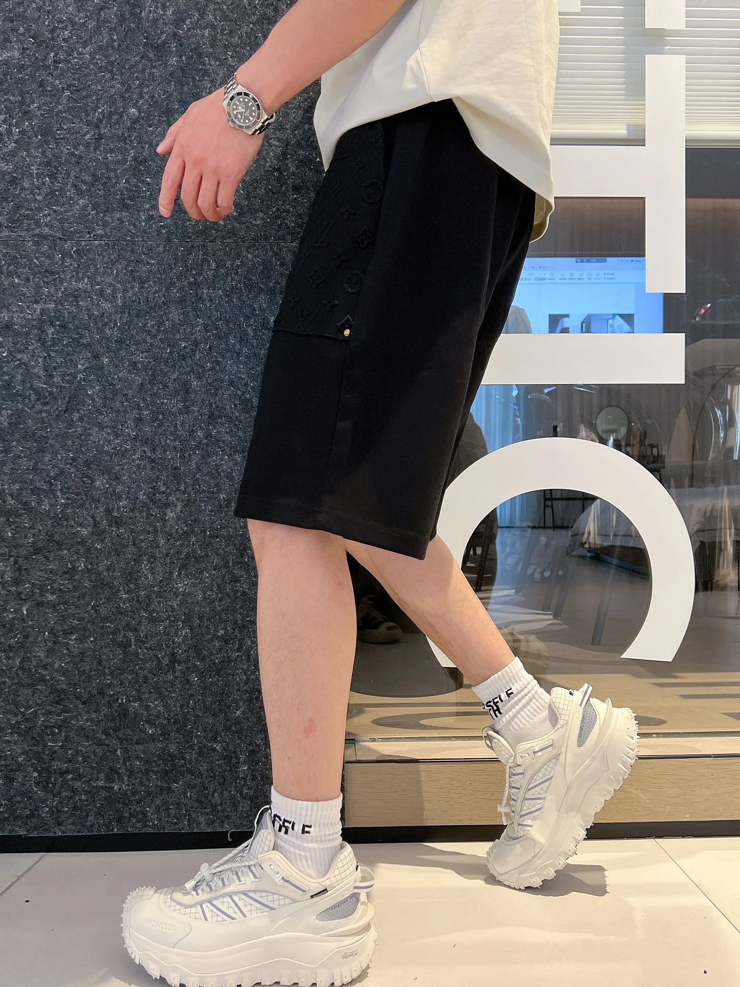 Шорты Мужские Louis Vuitton 13479624