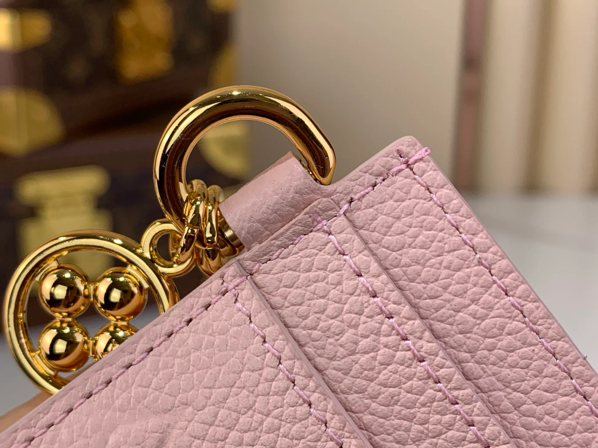 Клатчи Женские Louis Vuitton 13455876