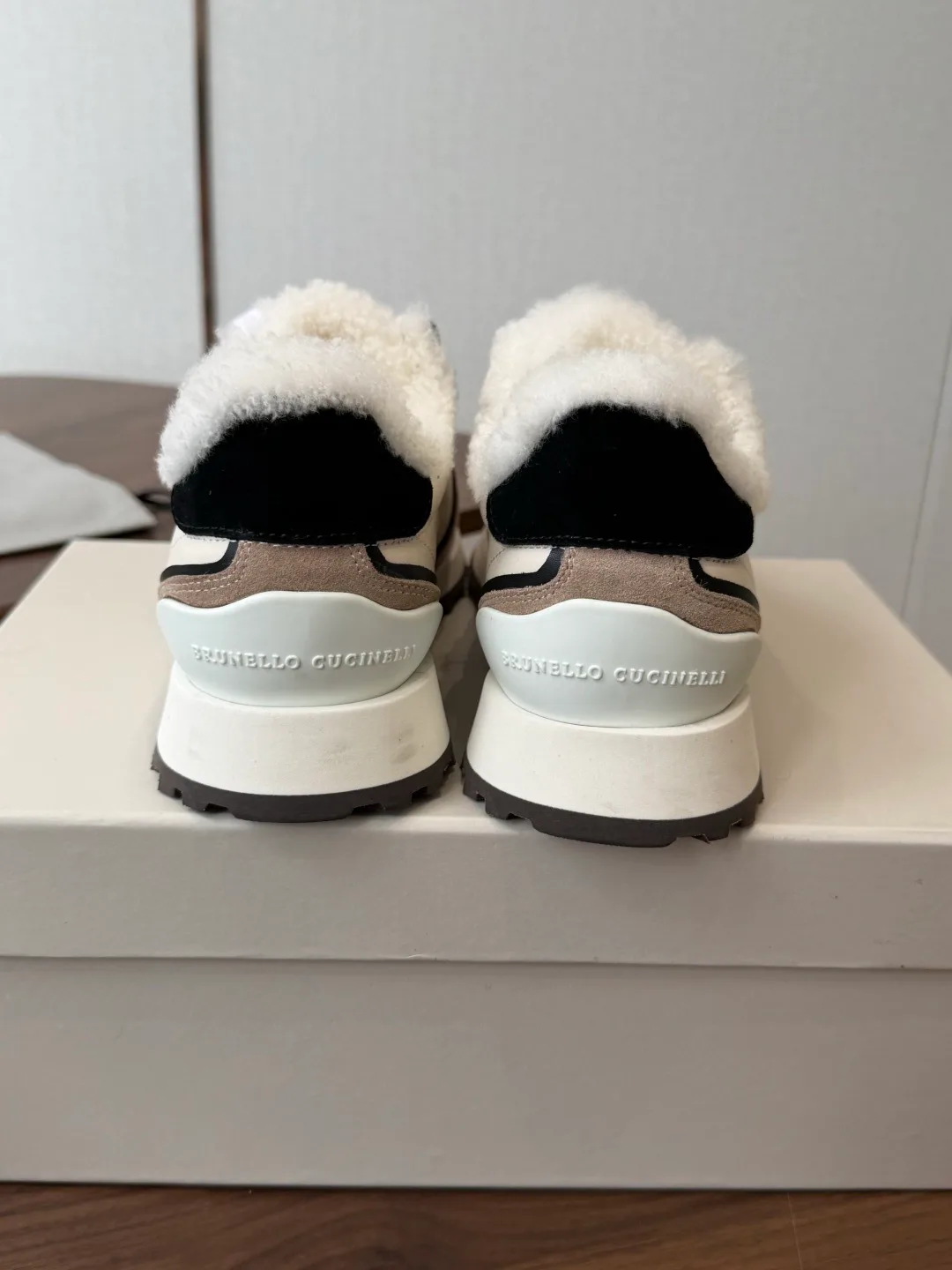 Кроссовки Женские Brunello Cucinelli 18923961