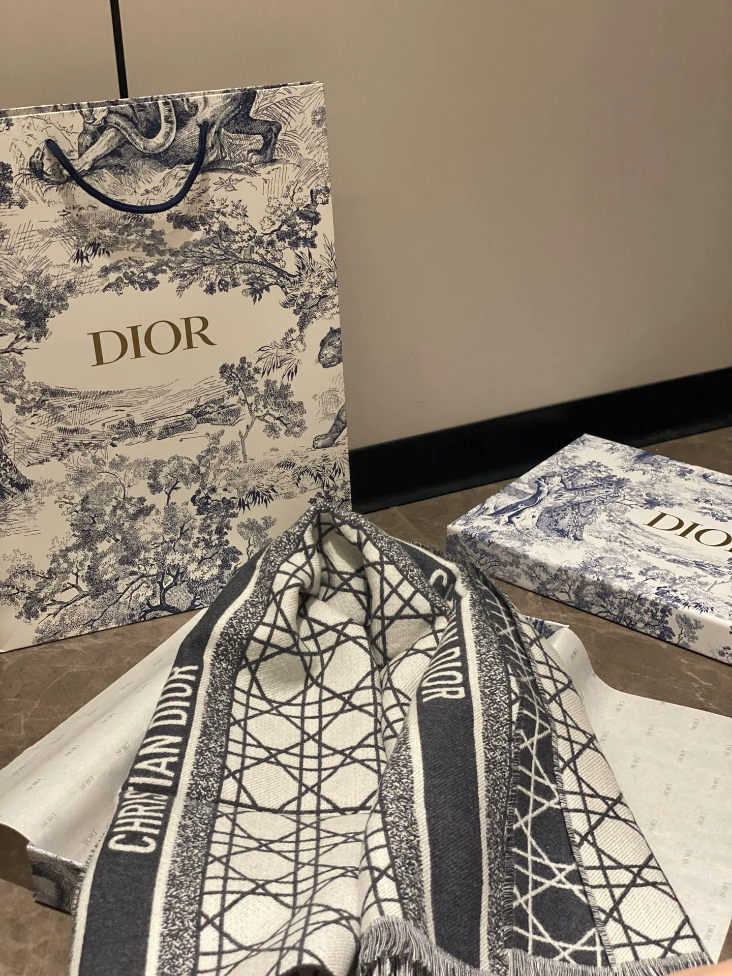 Шарфы Christian Dior 436110