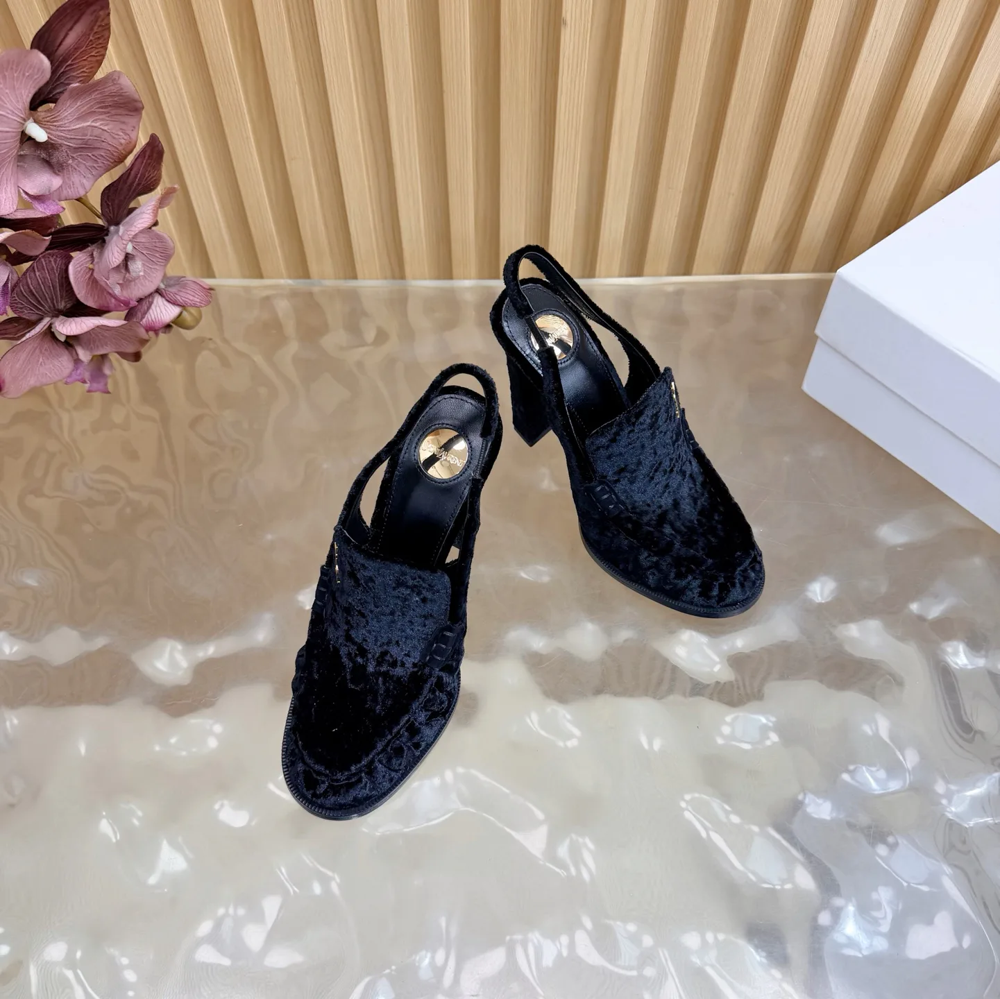 Туфли Женские Saint Laurent 10873388