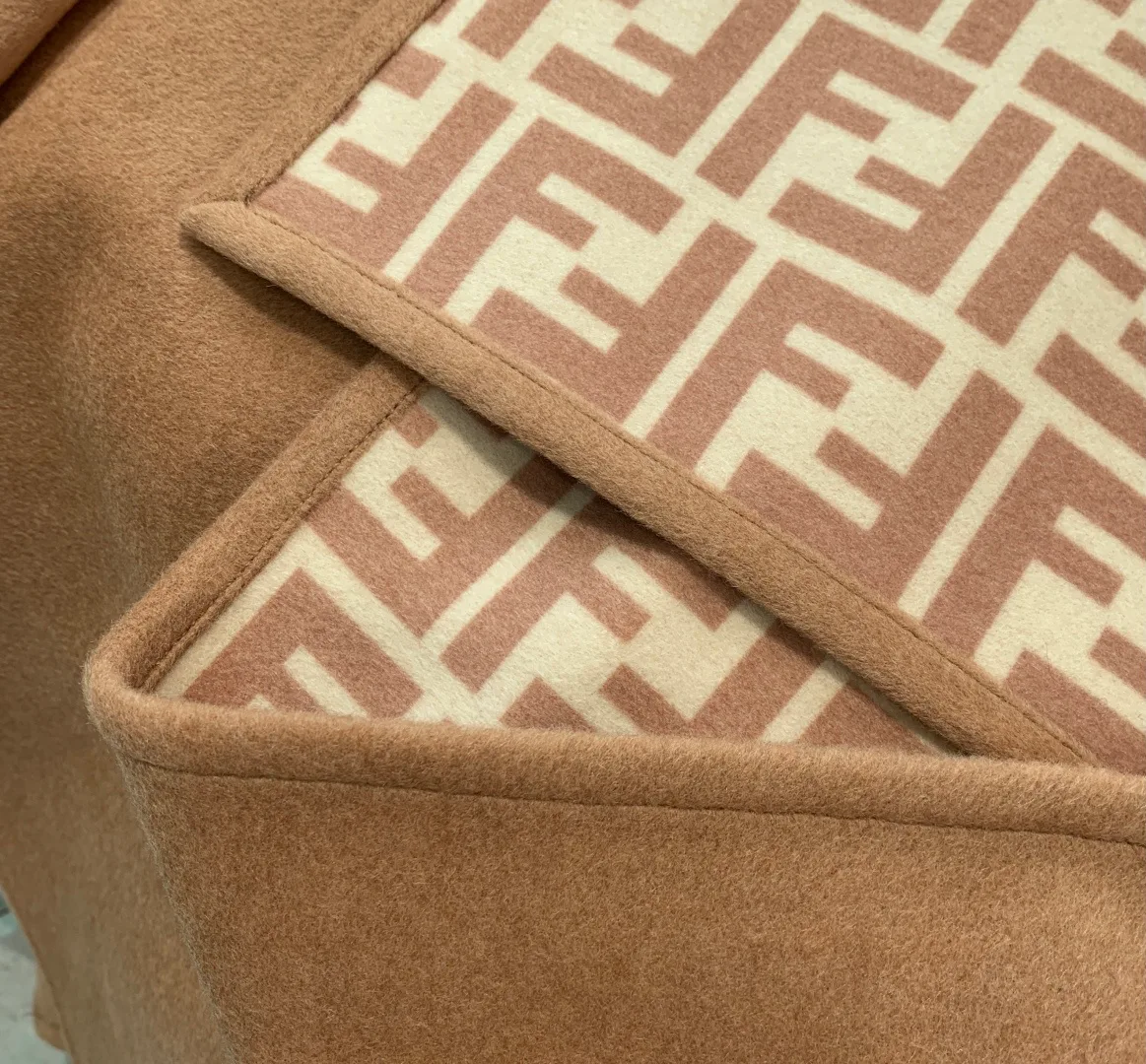 Пальто Женские Fendi 19187237