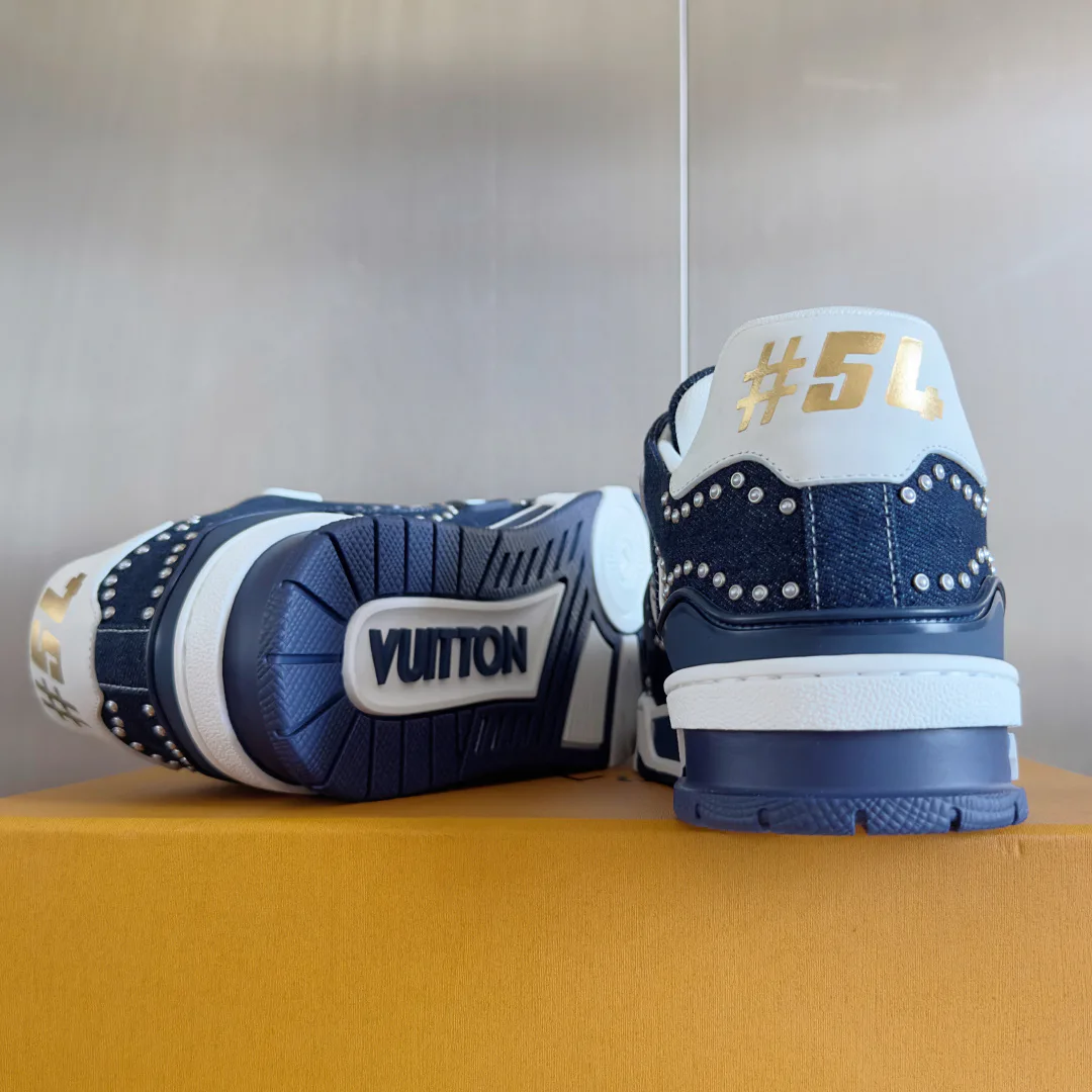 Кроссовки Женские Louis Vuitton 1546685