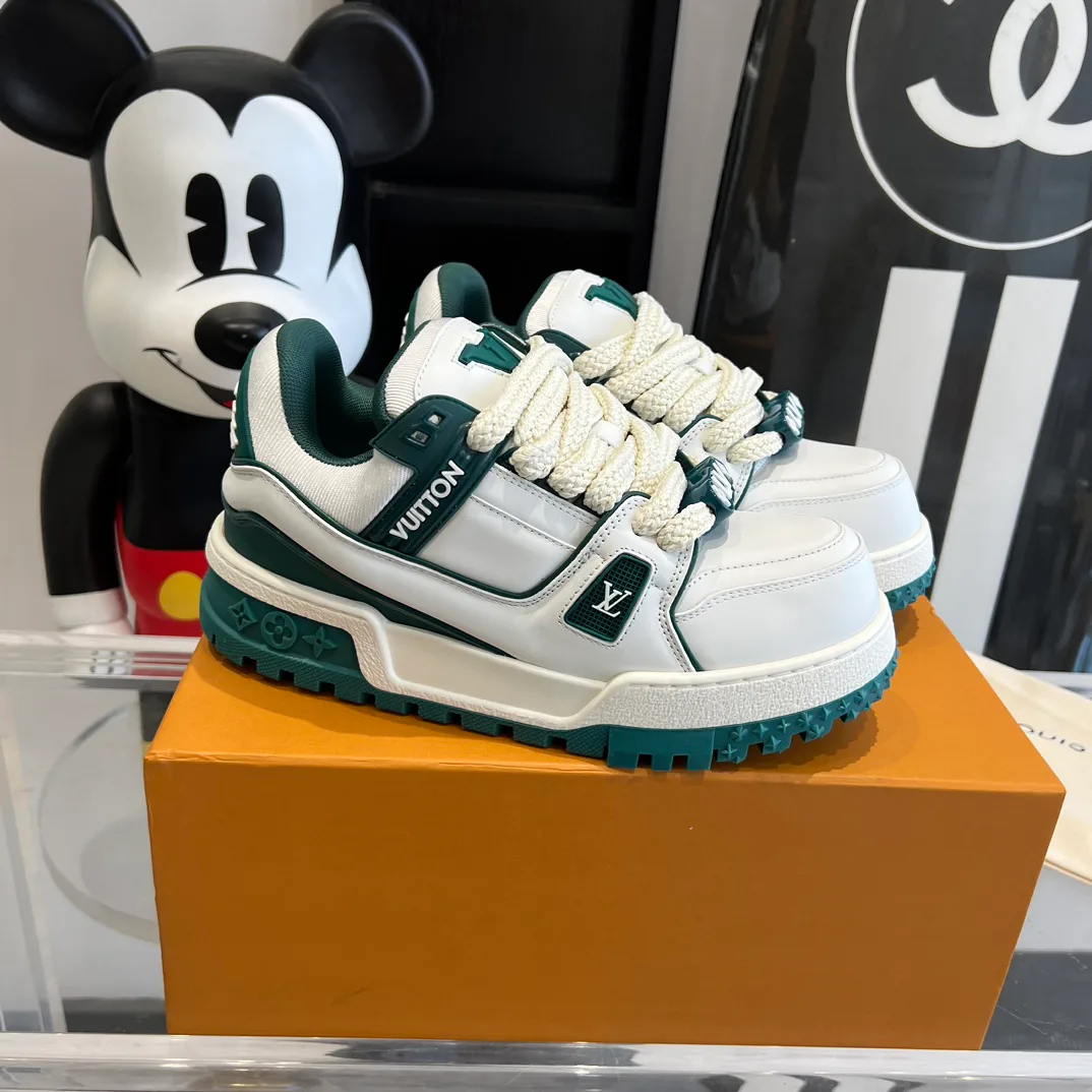 Кроссовки Женские Louis Vuitton 1124315