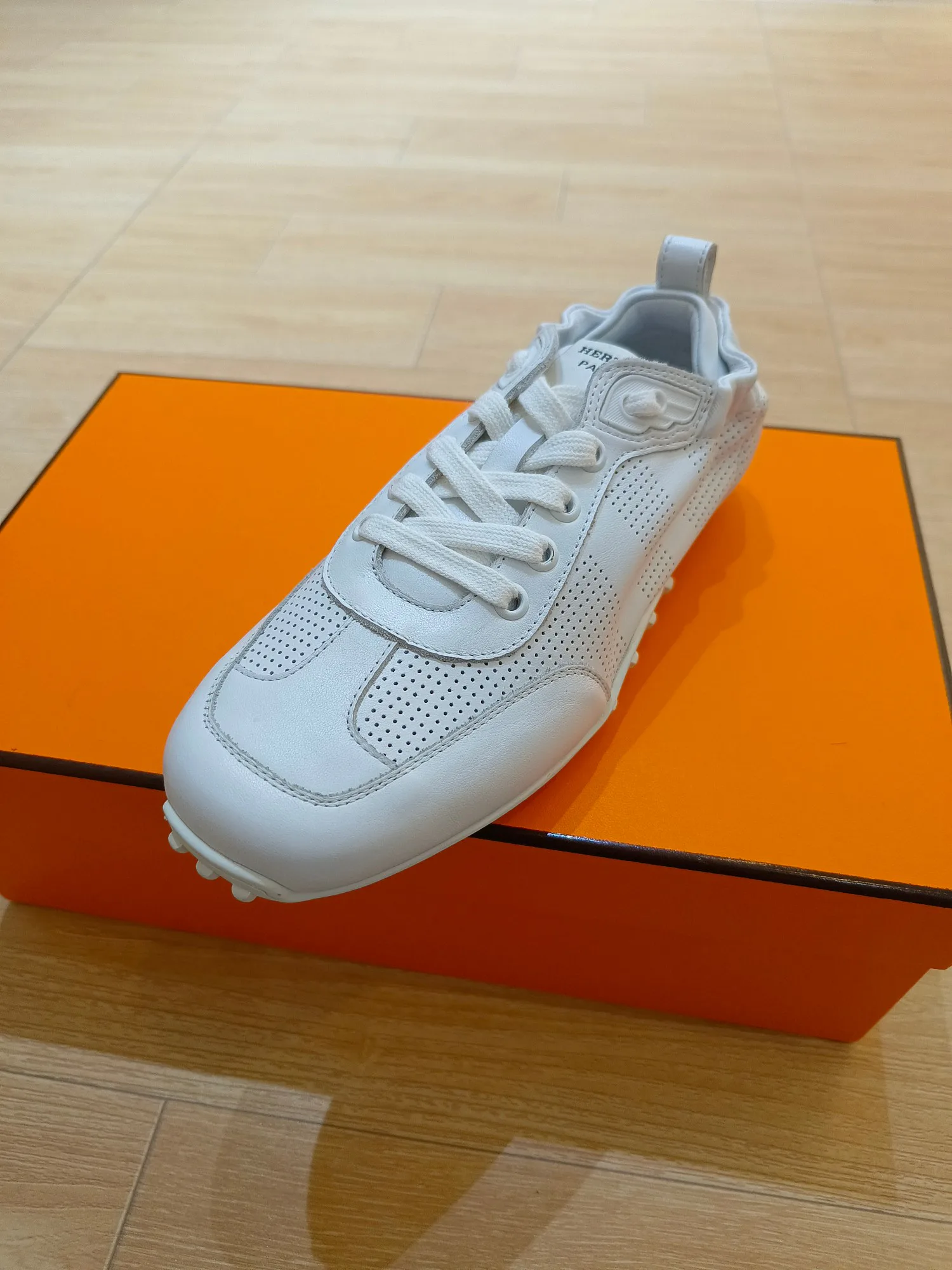 Кроссовки Женские Hermes 1285115