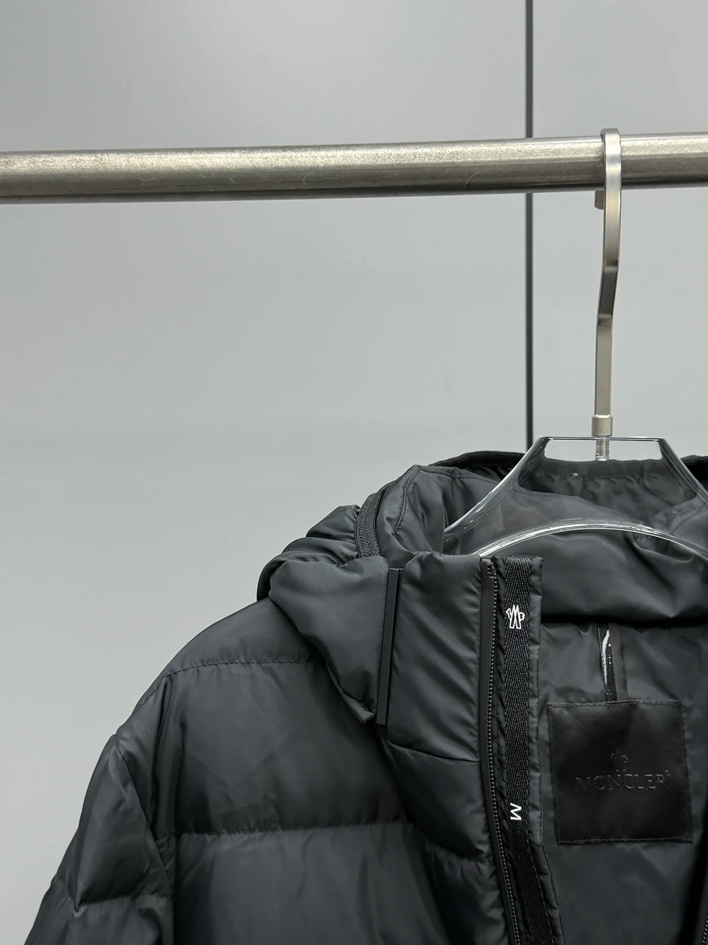 Куртки И Пуховики Мужские Moncler 17927593