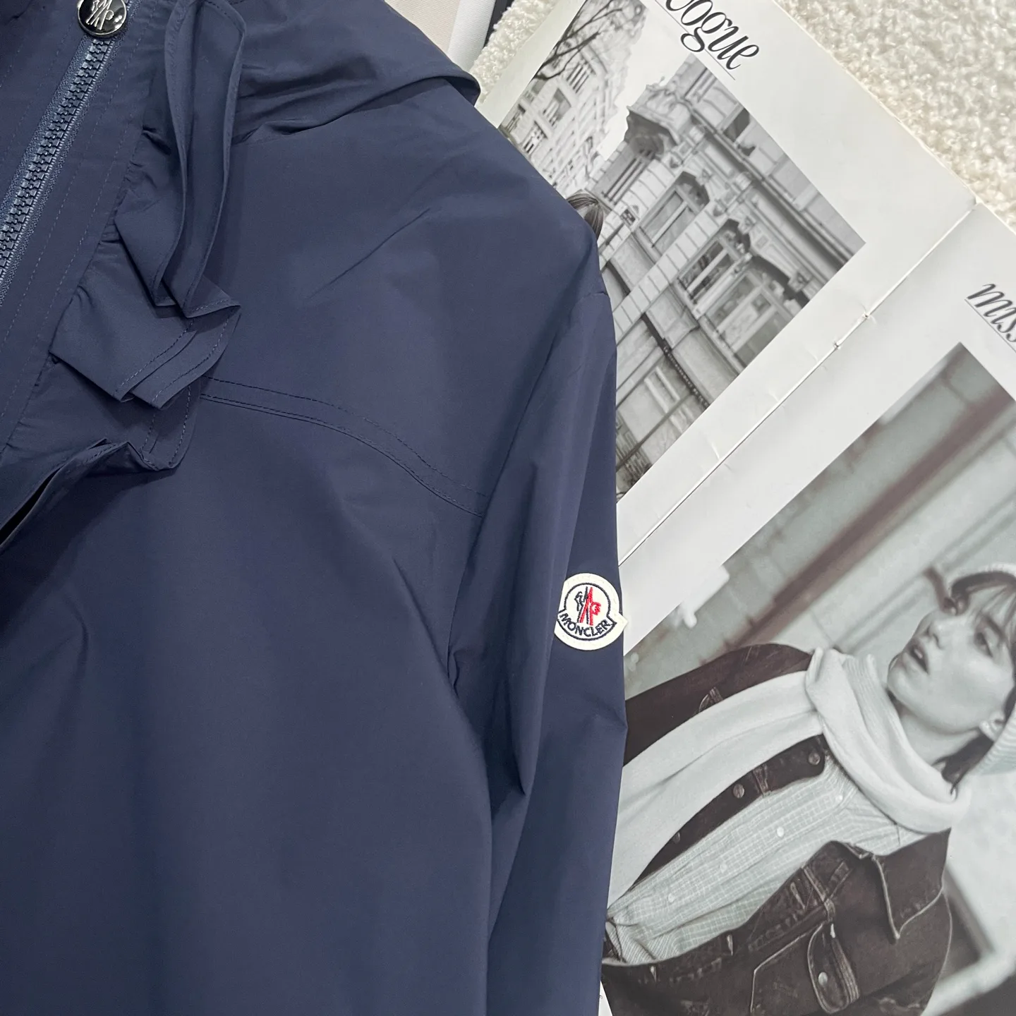 Куртки И Пуховики Женские Moncler 11564454