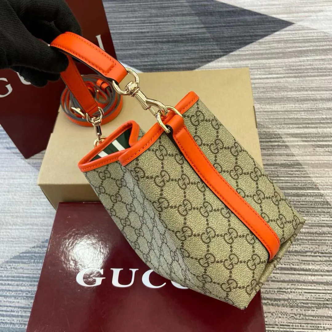 Классические Сумки Женские Gucci 11394902