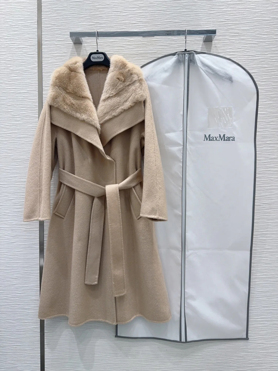 Пальто Женские Max Mara 18456293