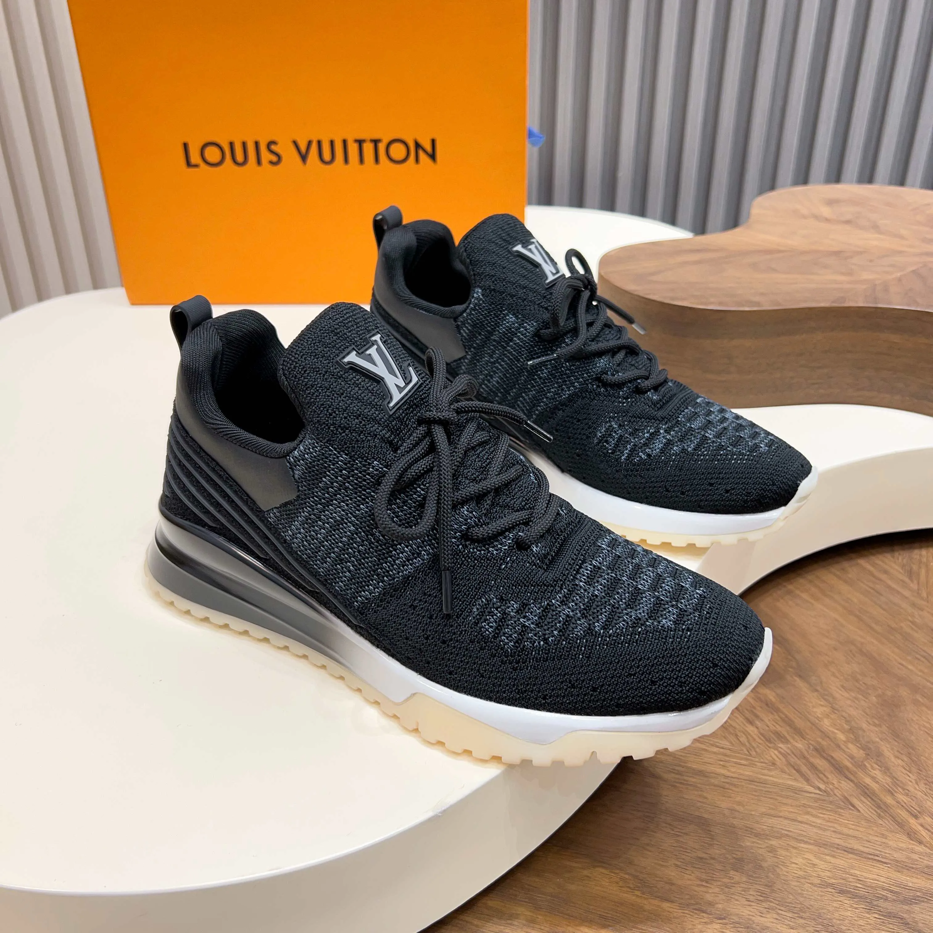 Кроссовки Мужские Louis Vuitton 631050