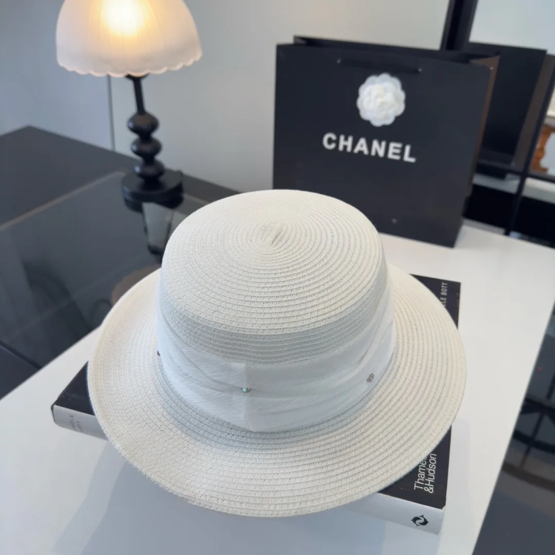 Головные Уборы Chanel 12349357