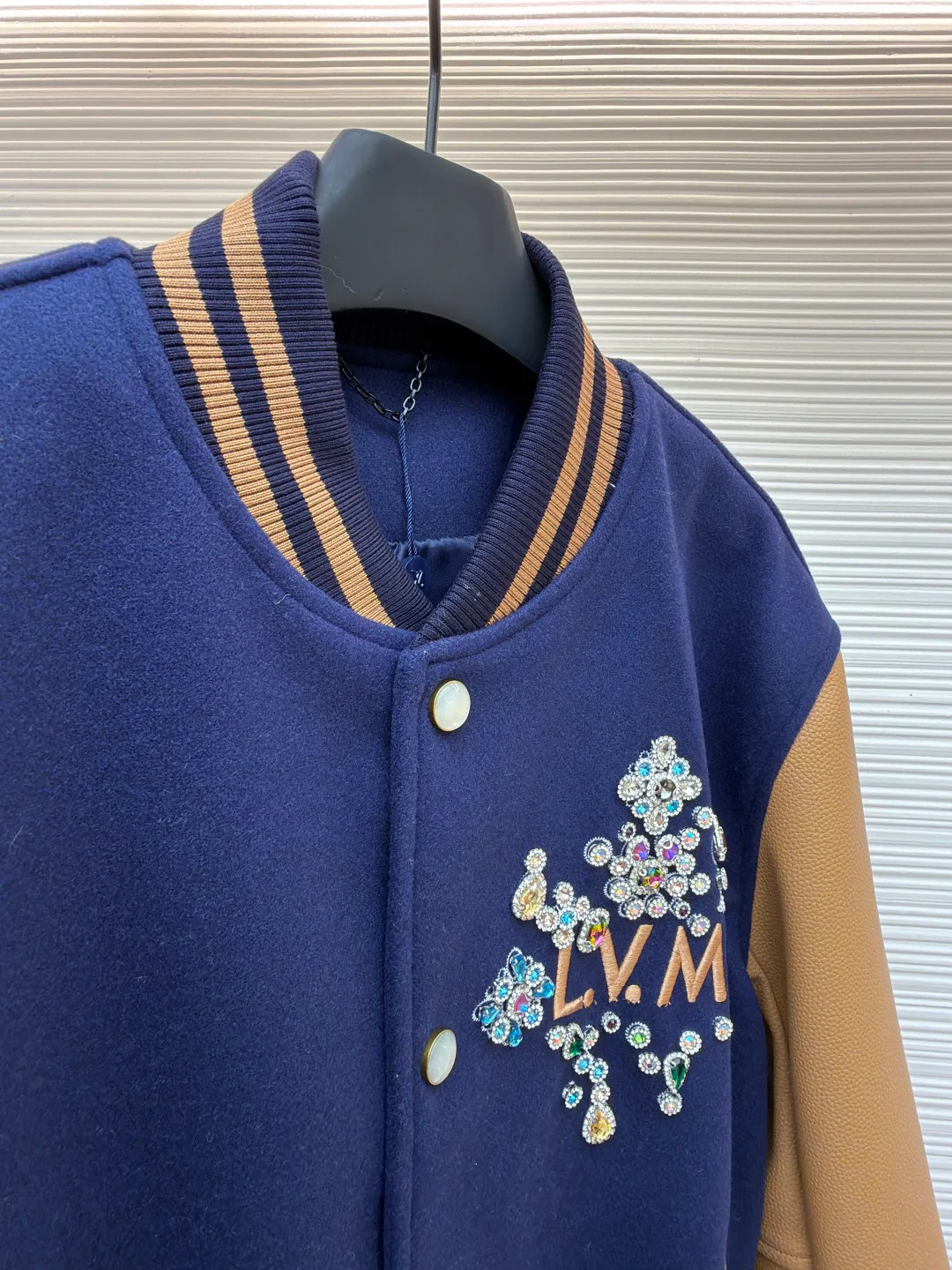 Куртки И Пуховики Мужские Louis Vuitton 11399333