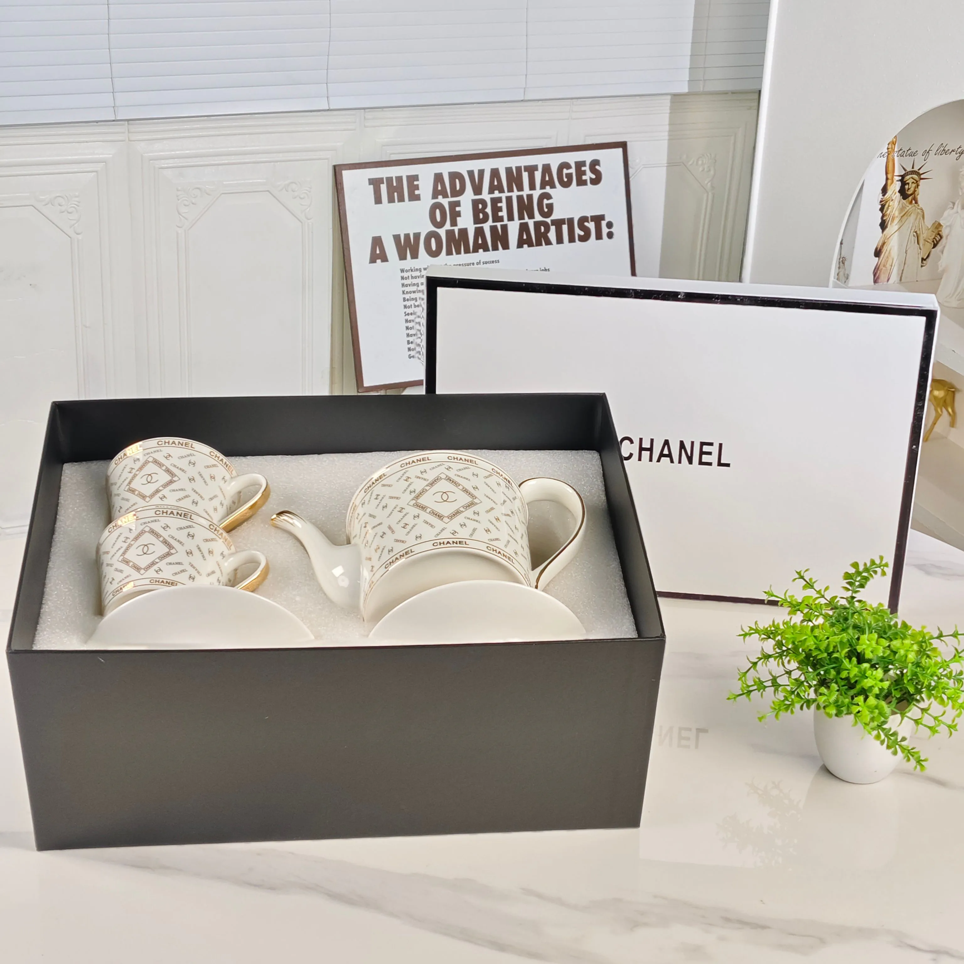 Посуда Chanel 10418853