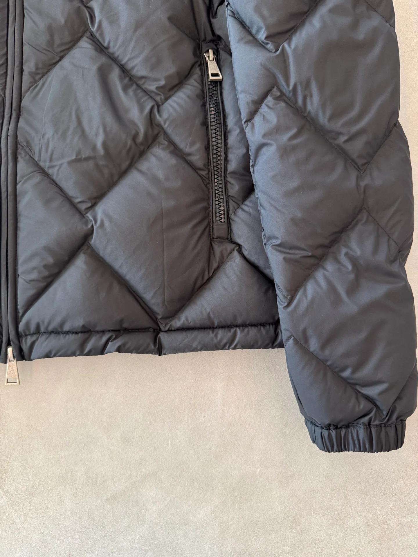 Куртки И Пуховики Женские Moncler 18869518