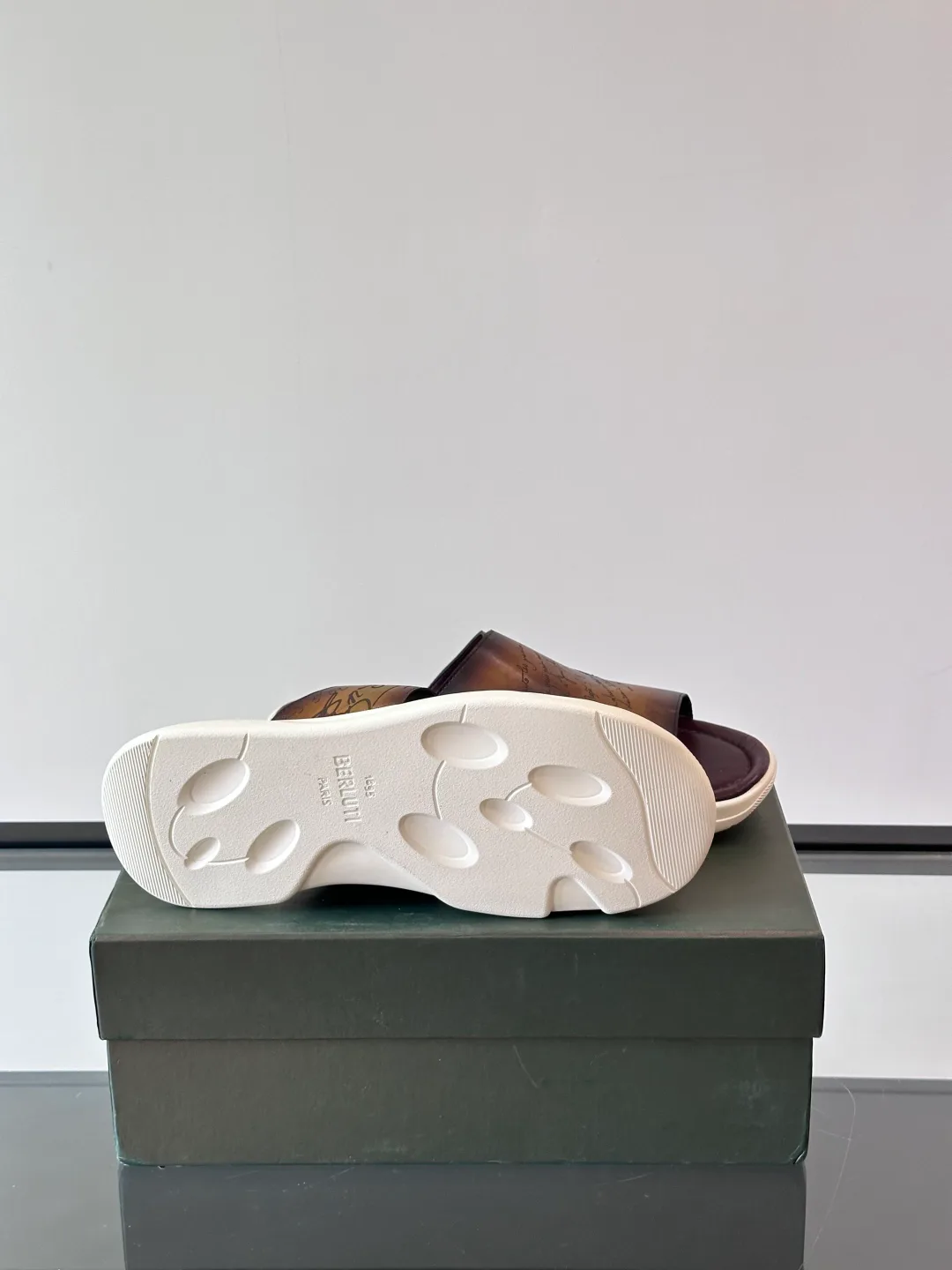 Шлепанцы Мужские Berluti 19415