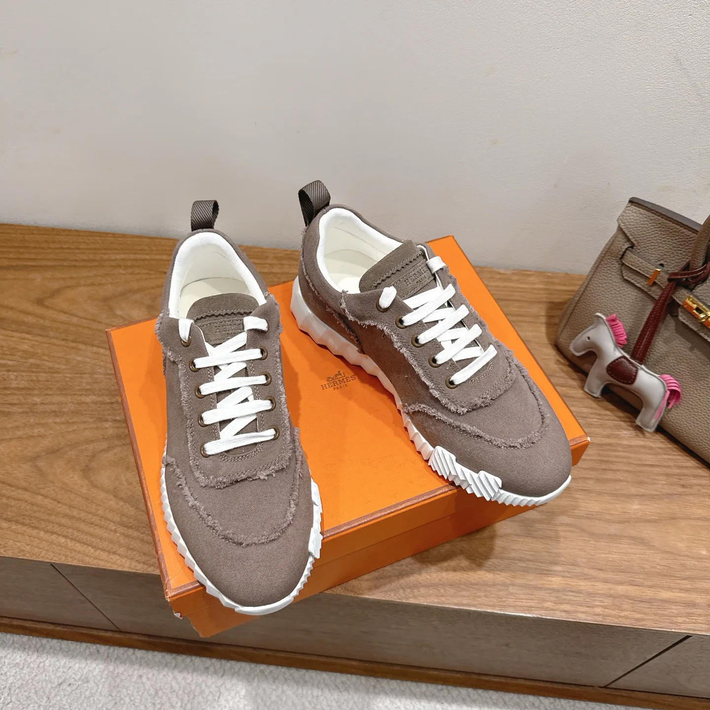 Кроссовки Женские Hermes 623236