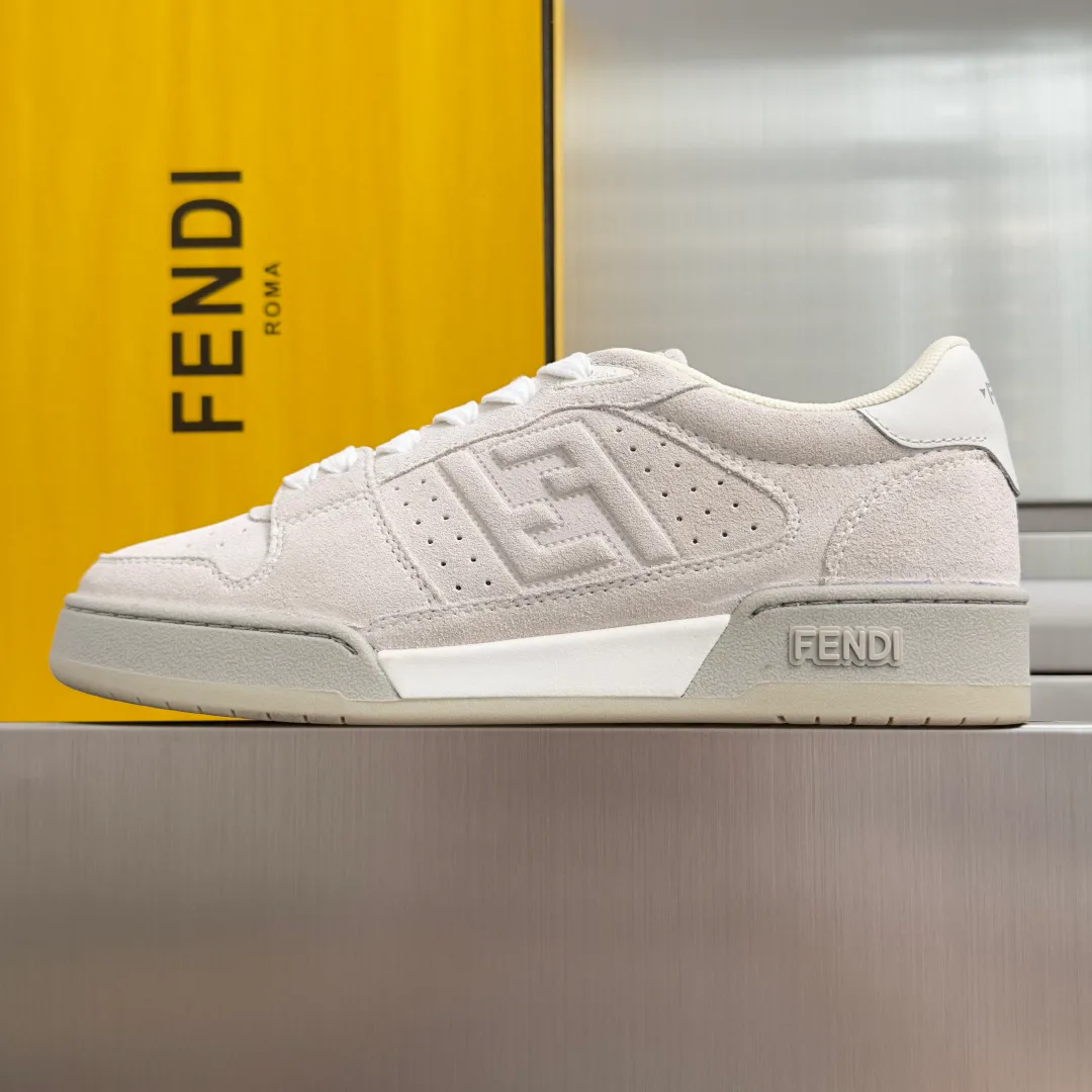 Кроссовки Женские Fendi 17729648
