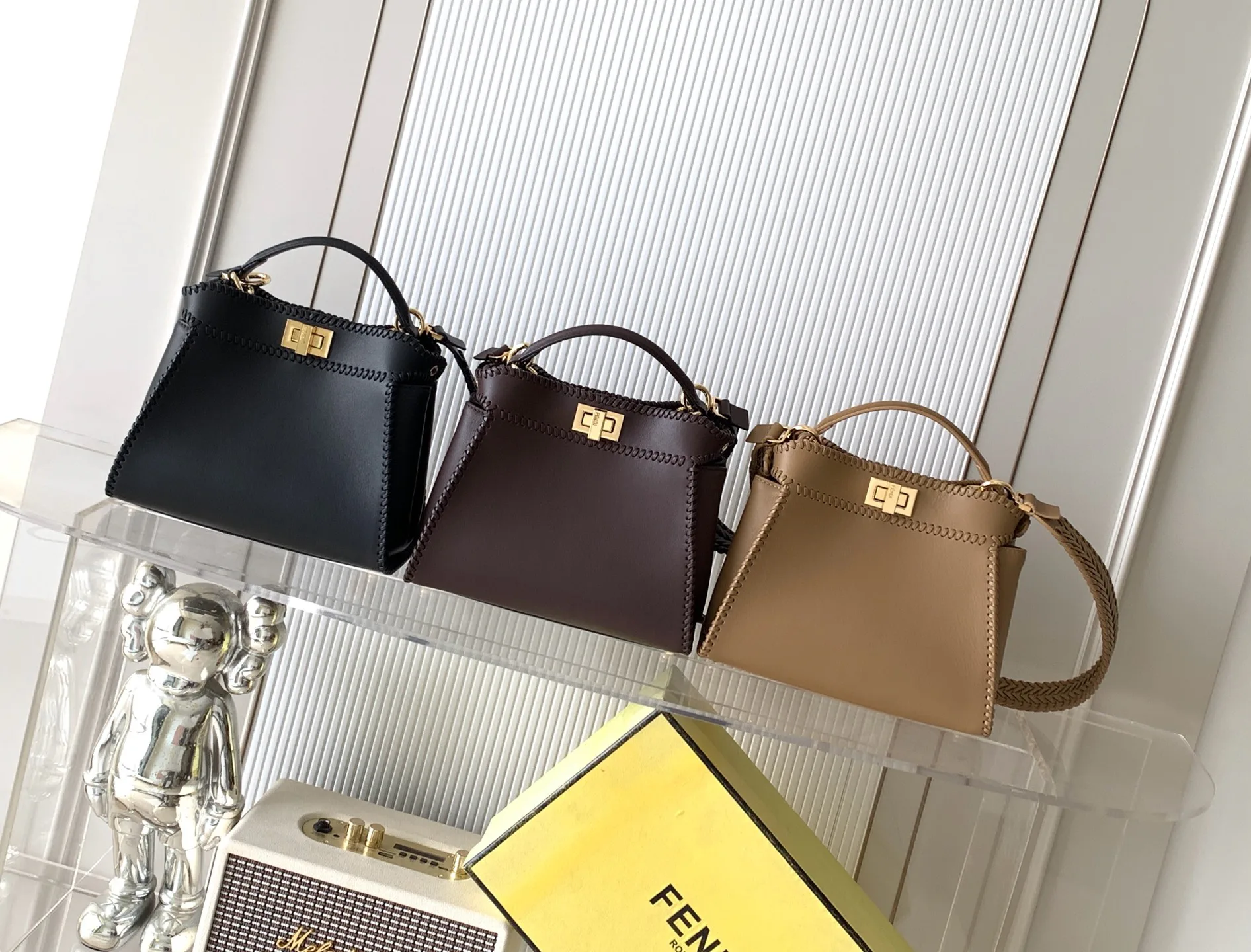 Классические Сумки Женские Fendi 13234519