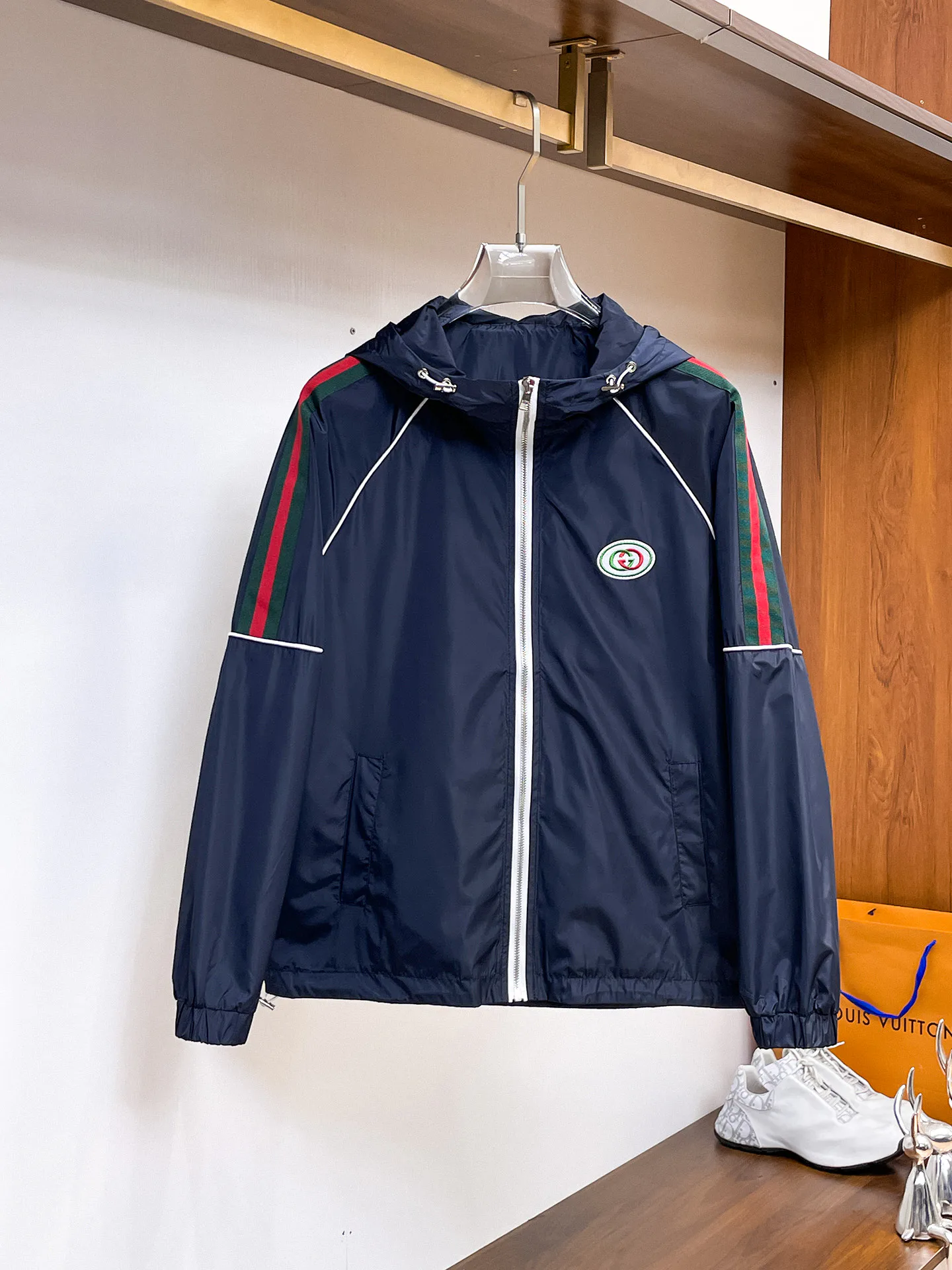 Куртки И Пуховики Мужские Gucci 18197232
