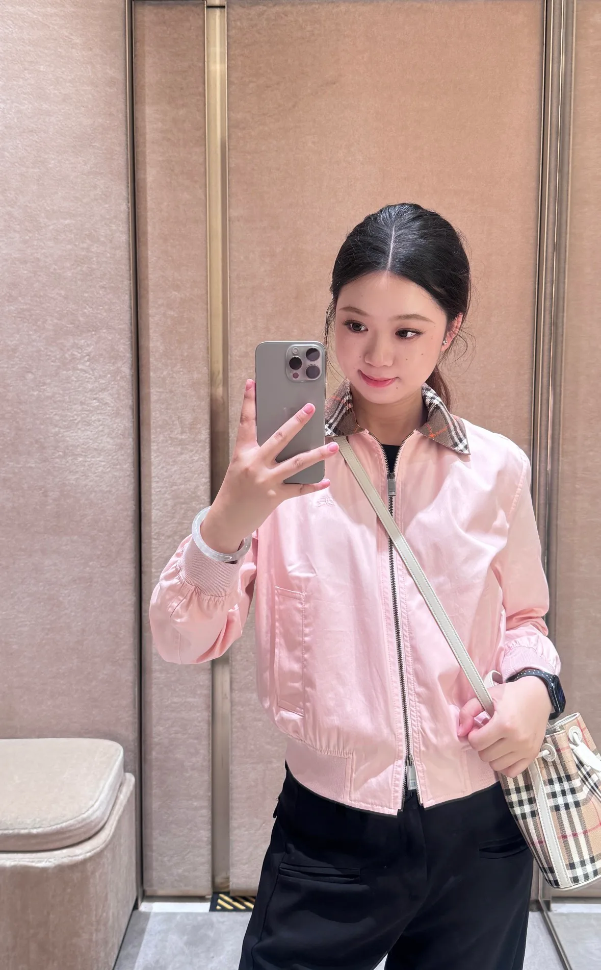 Куртки И Пуховики Женские Burberry 18253290