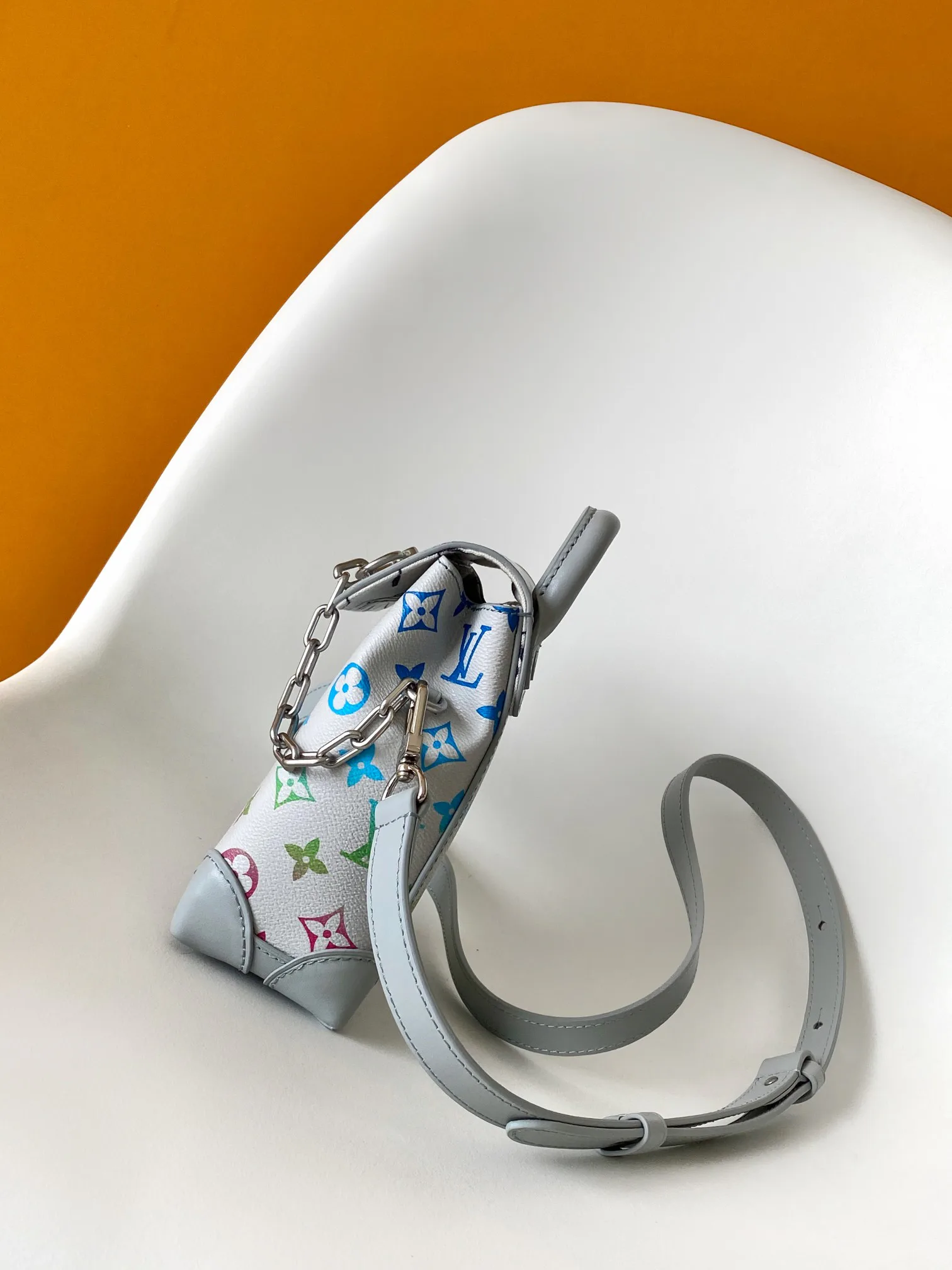 Сумки На Ремне Женские Louis Vuitton 11185395