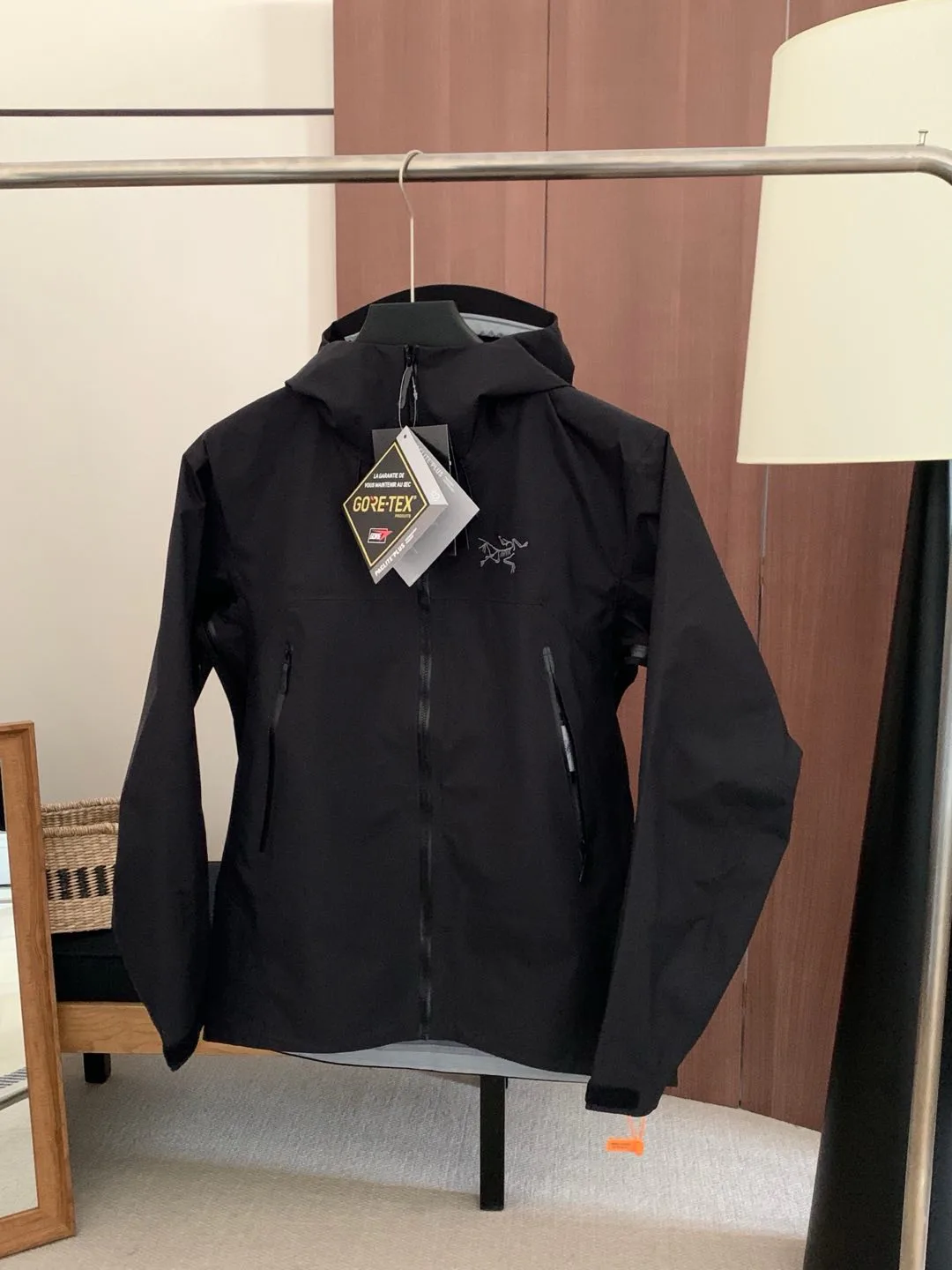 Куртки И Пуховики Женские Arcteryx 19224990