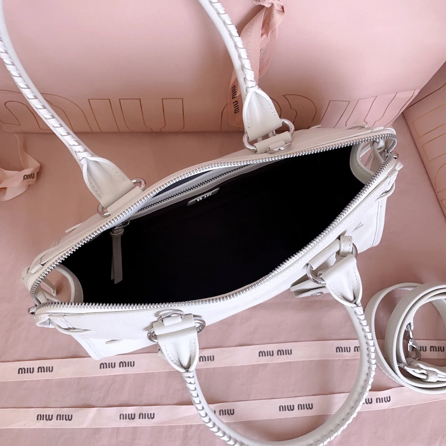 Классические Сумки Женские Miu Miu 18004749