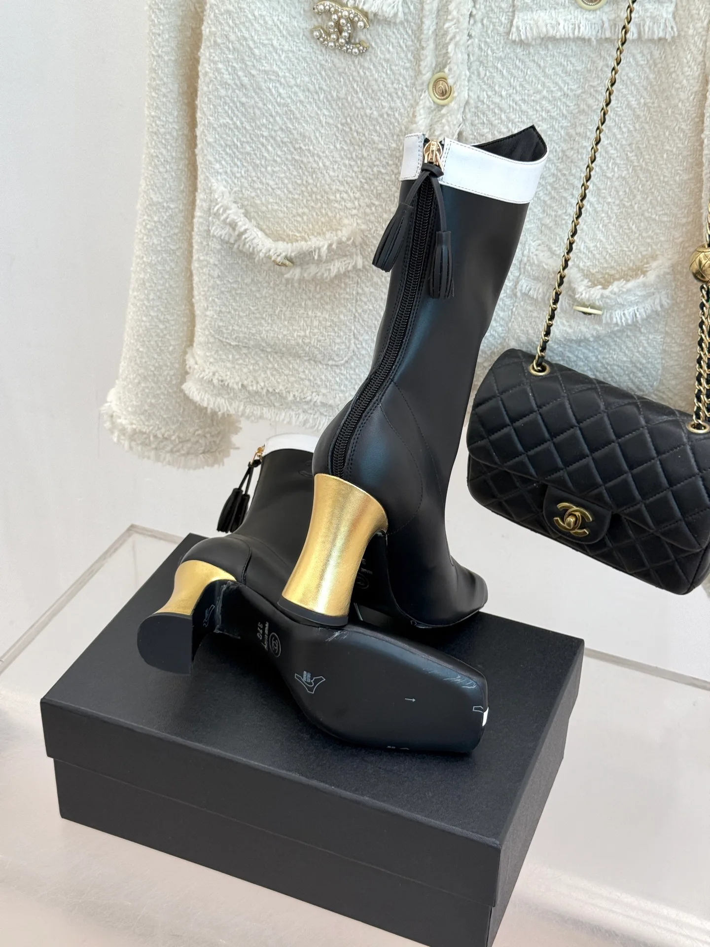 Сапоги Женские Chanel 17425394