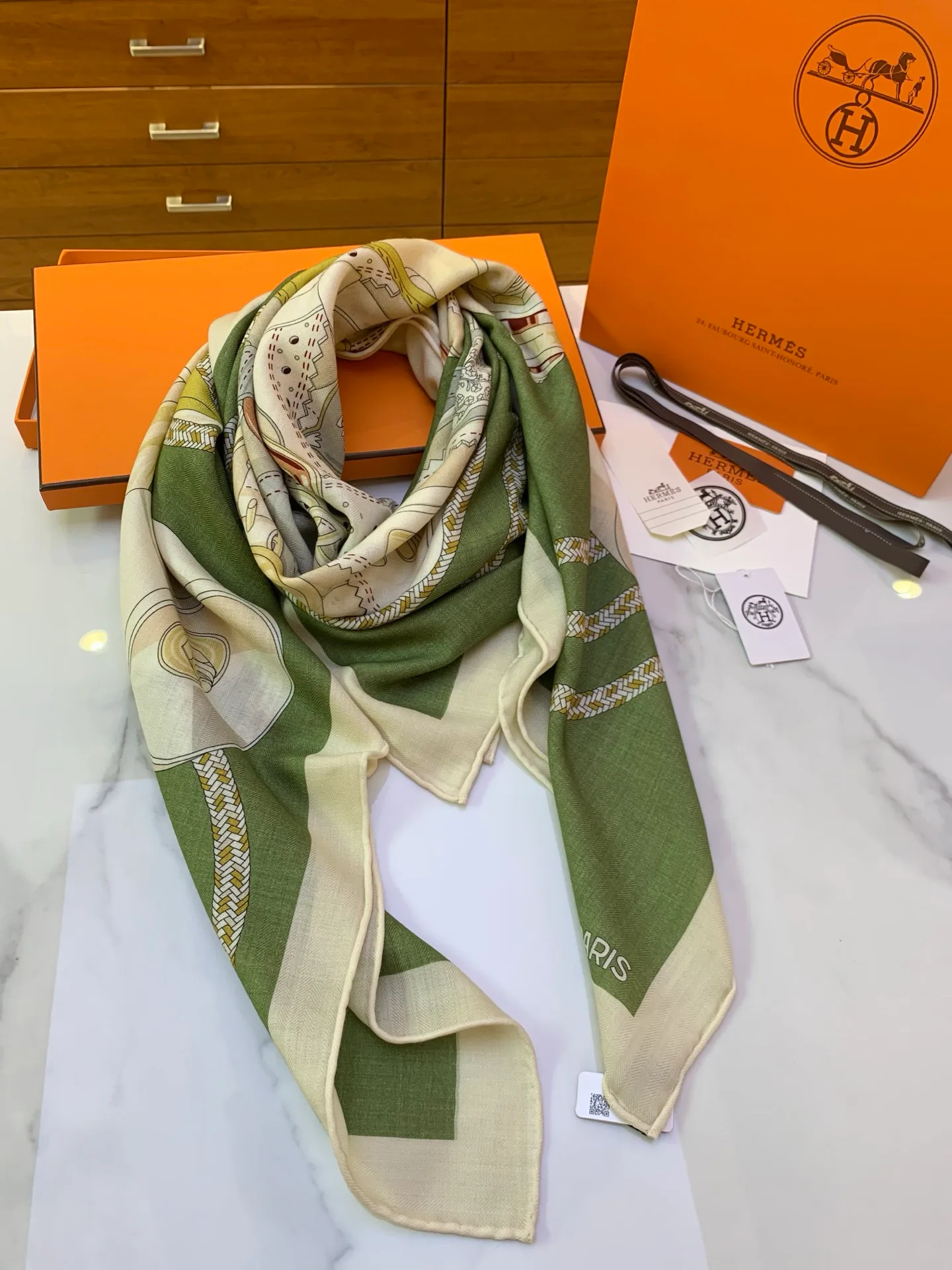 Платки Hermes 18040231